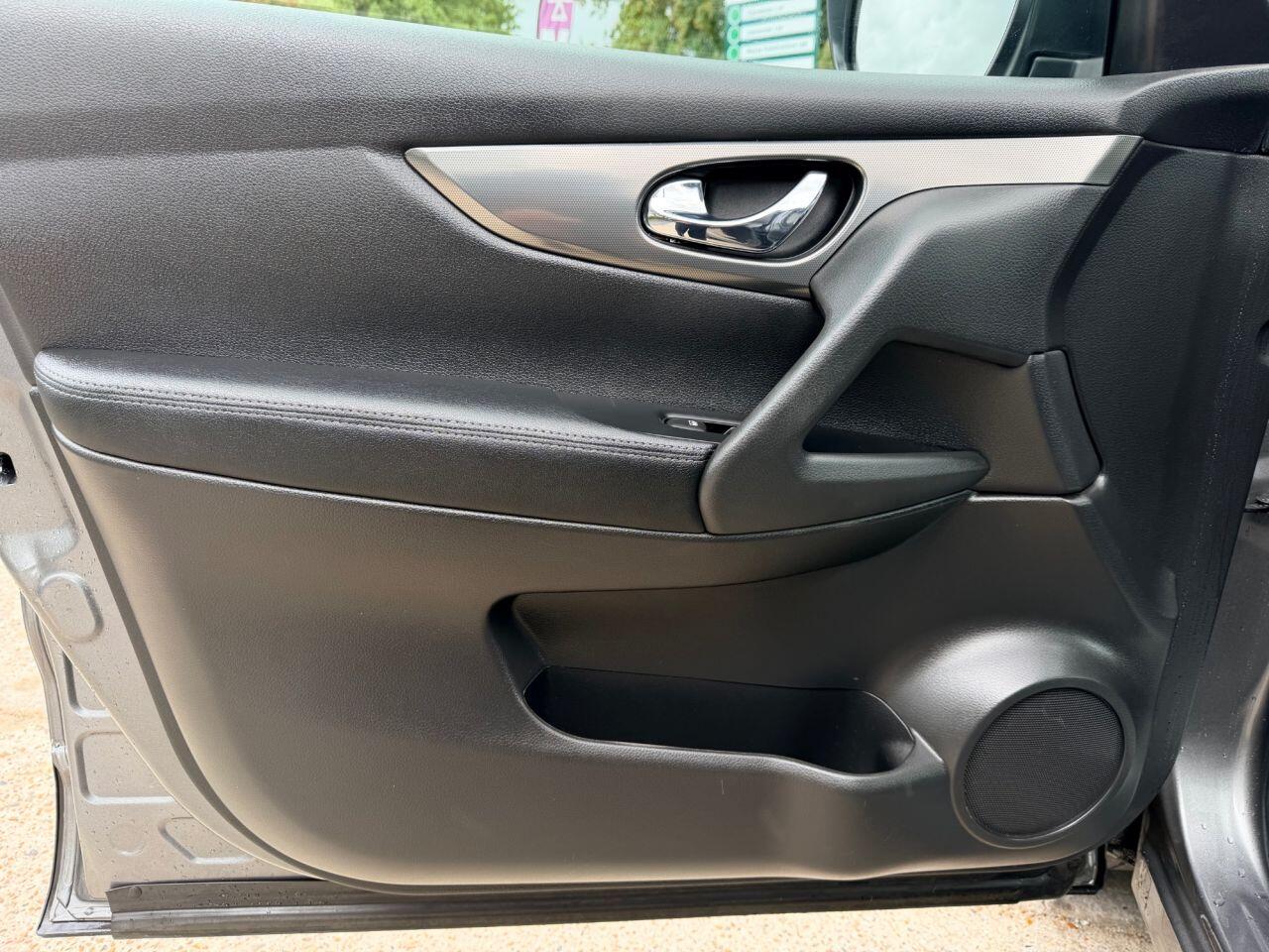 Nissan Qashqai view 22