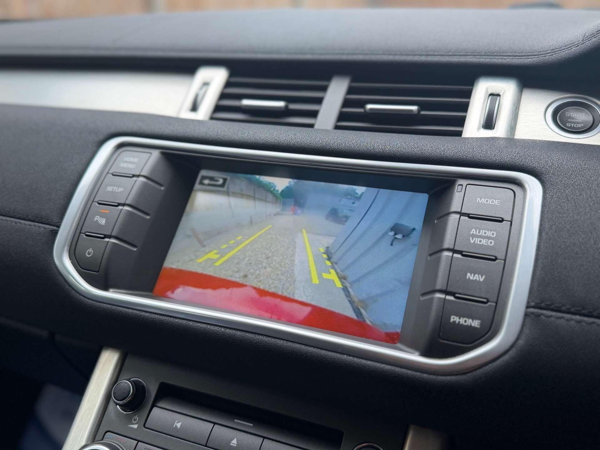 Land Rover Range Rover Evoque view 20
