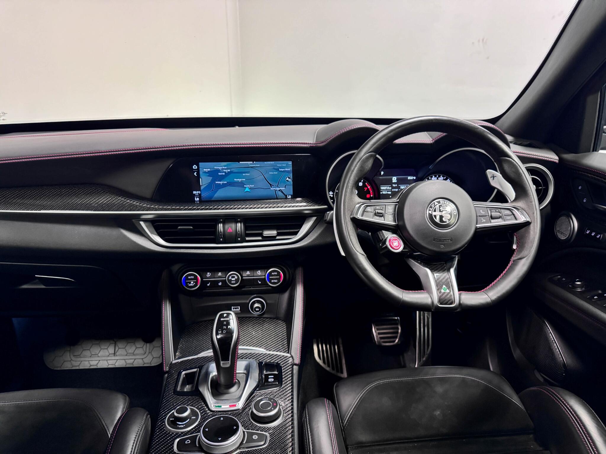 Alfa Romeo Stelvio view 30