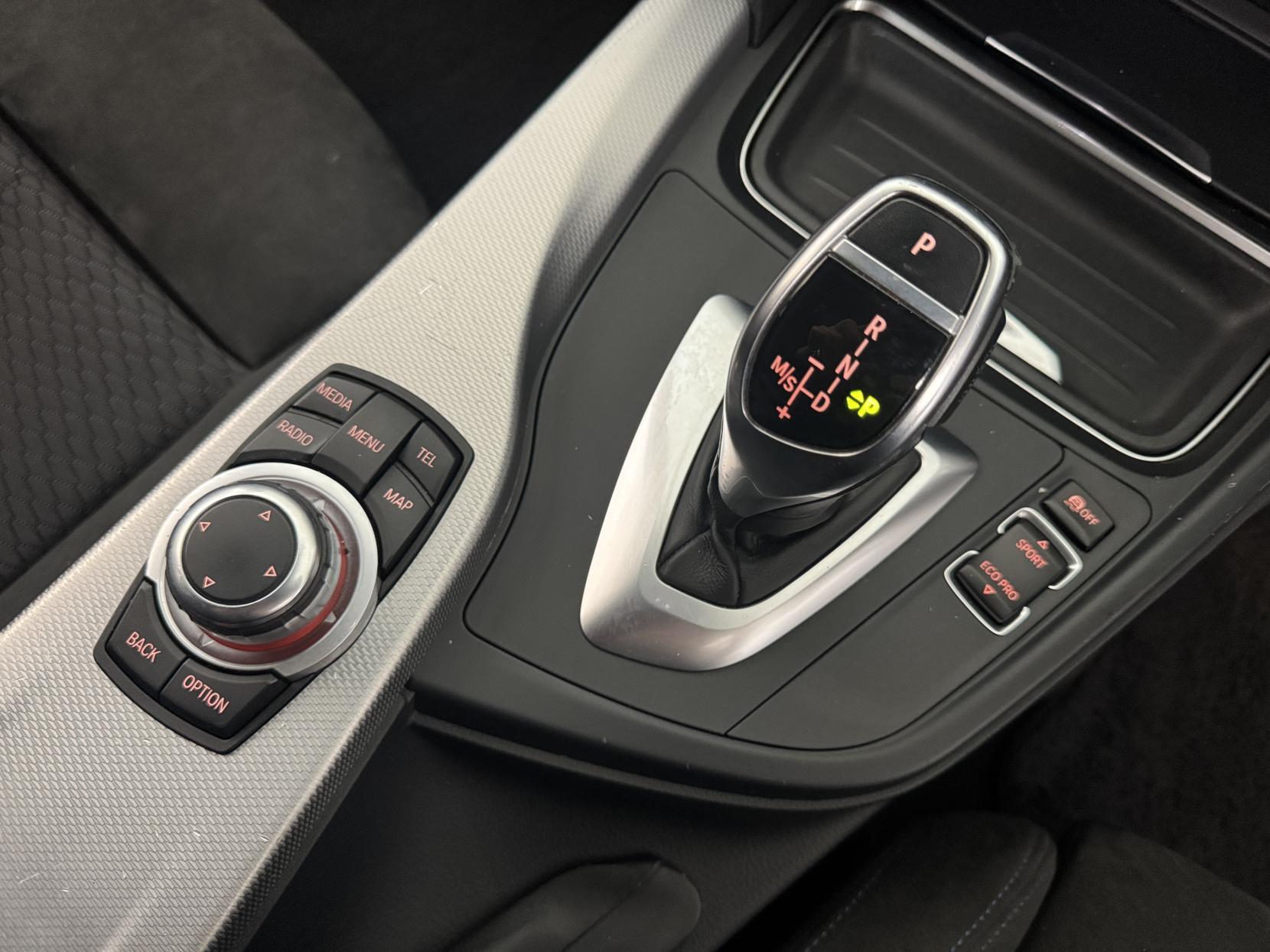 BMW 3 Series view 77