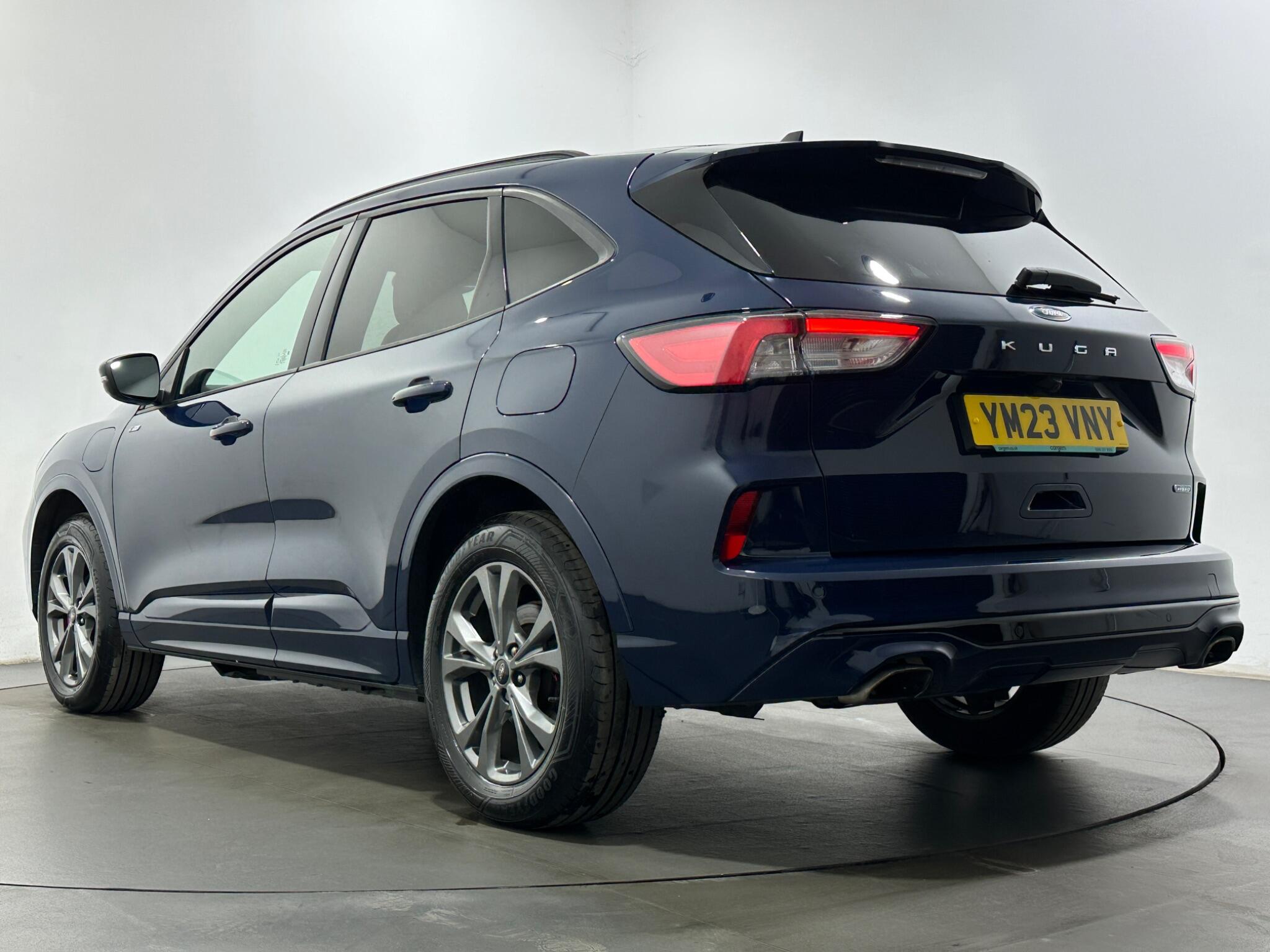 Ford Kuga view 48