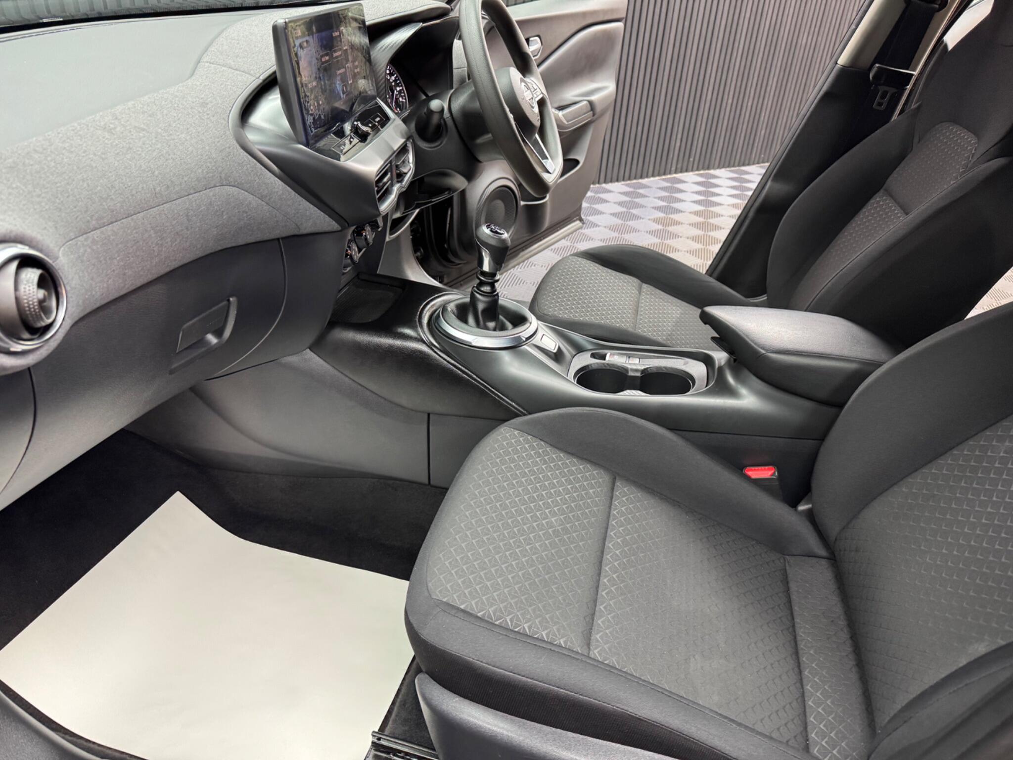 Nissan Juke view 18