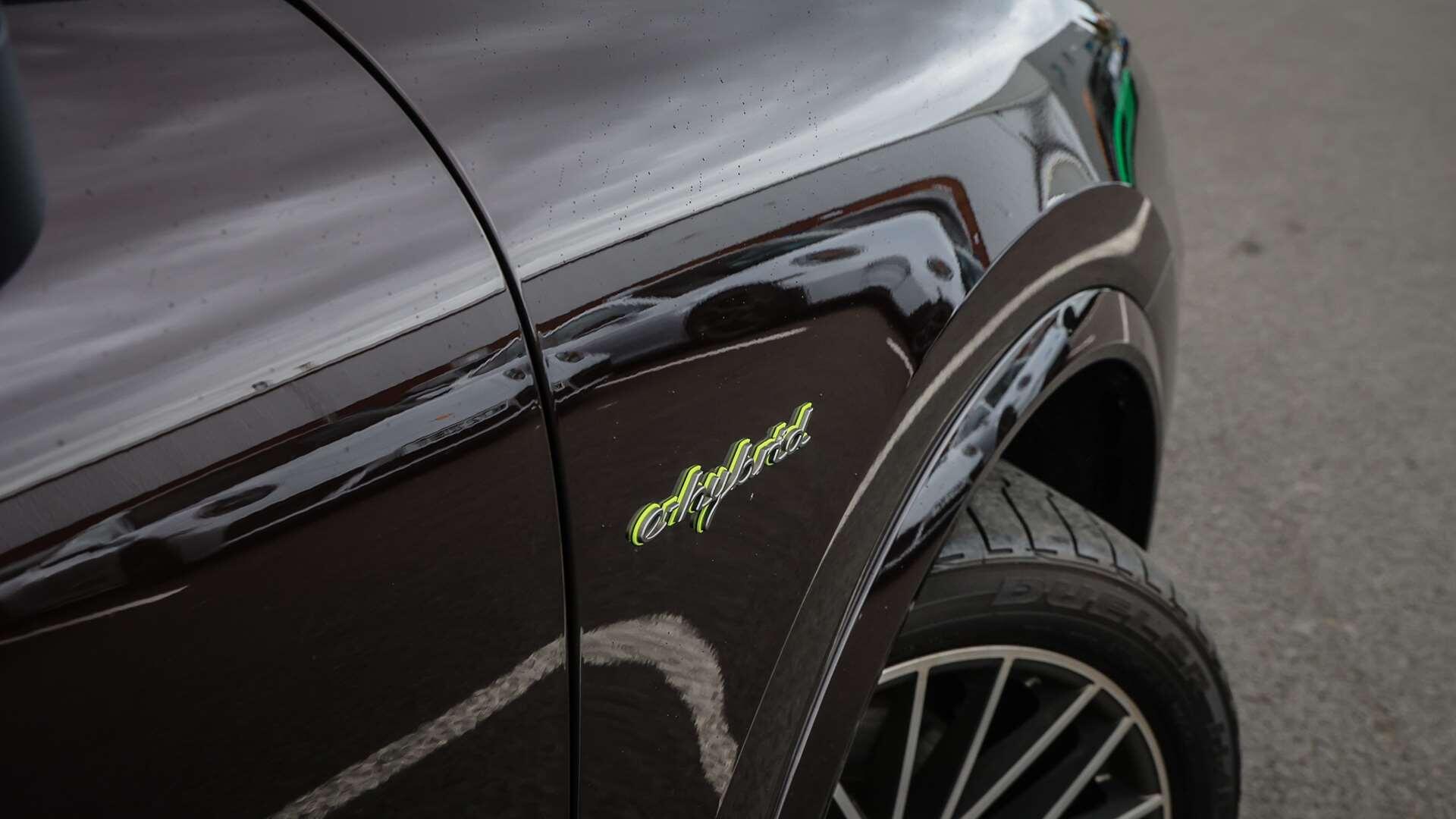 Porsche Cayenne view 33