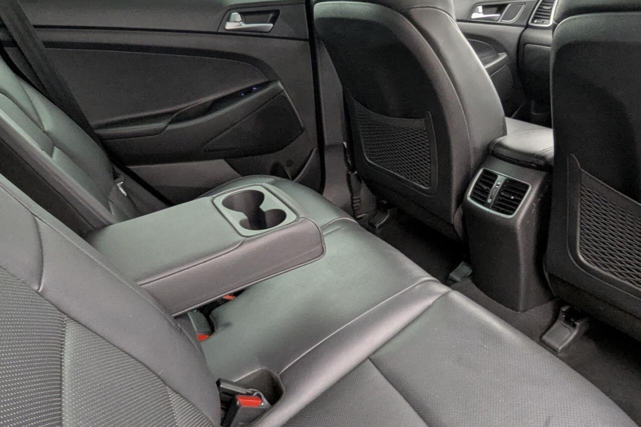 Hyundai Tucson view 16