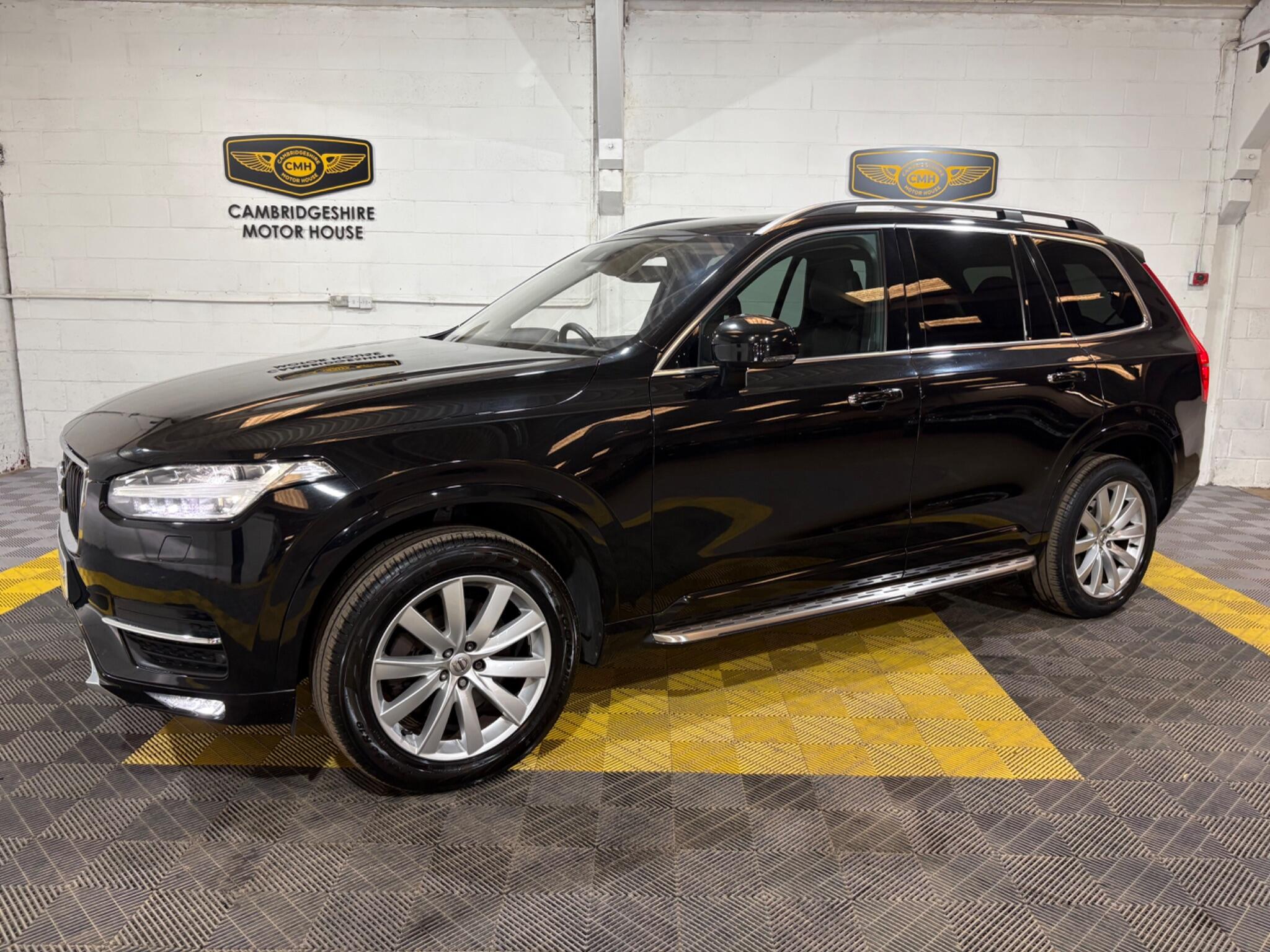 Volvo XC90 view 7