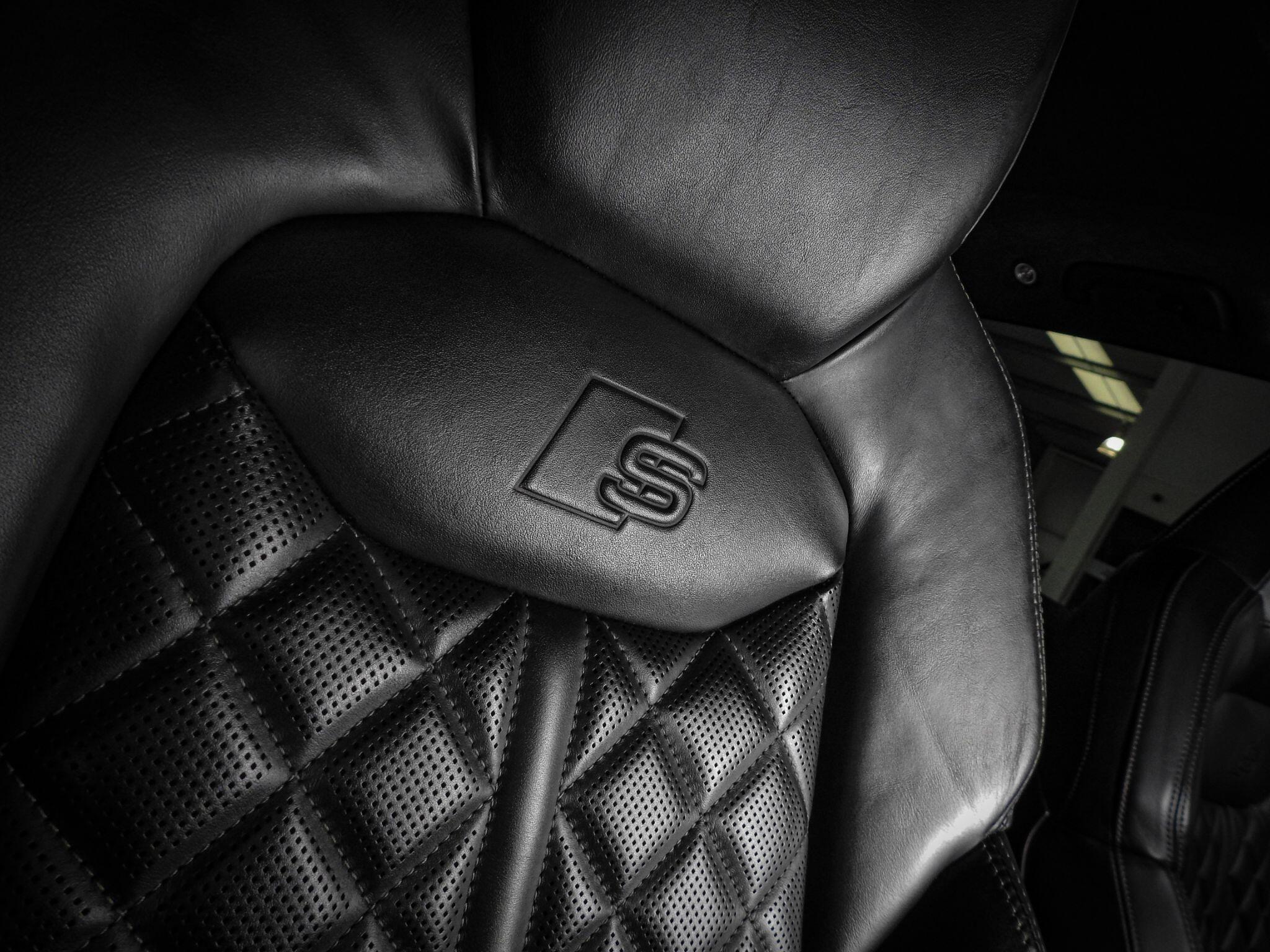 Audi SQ7 view 37