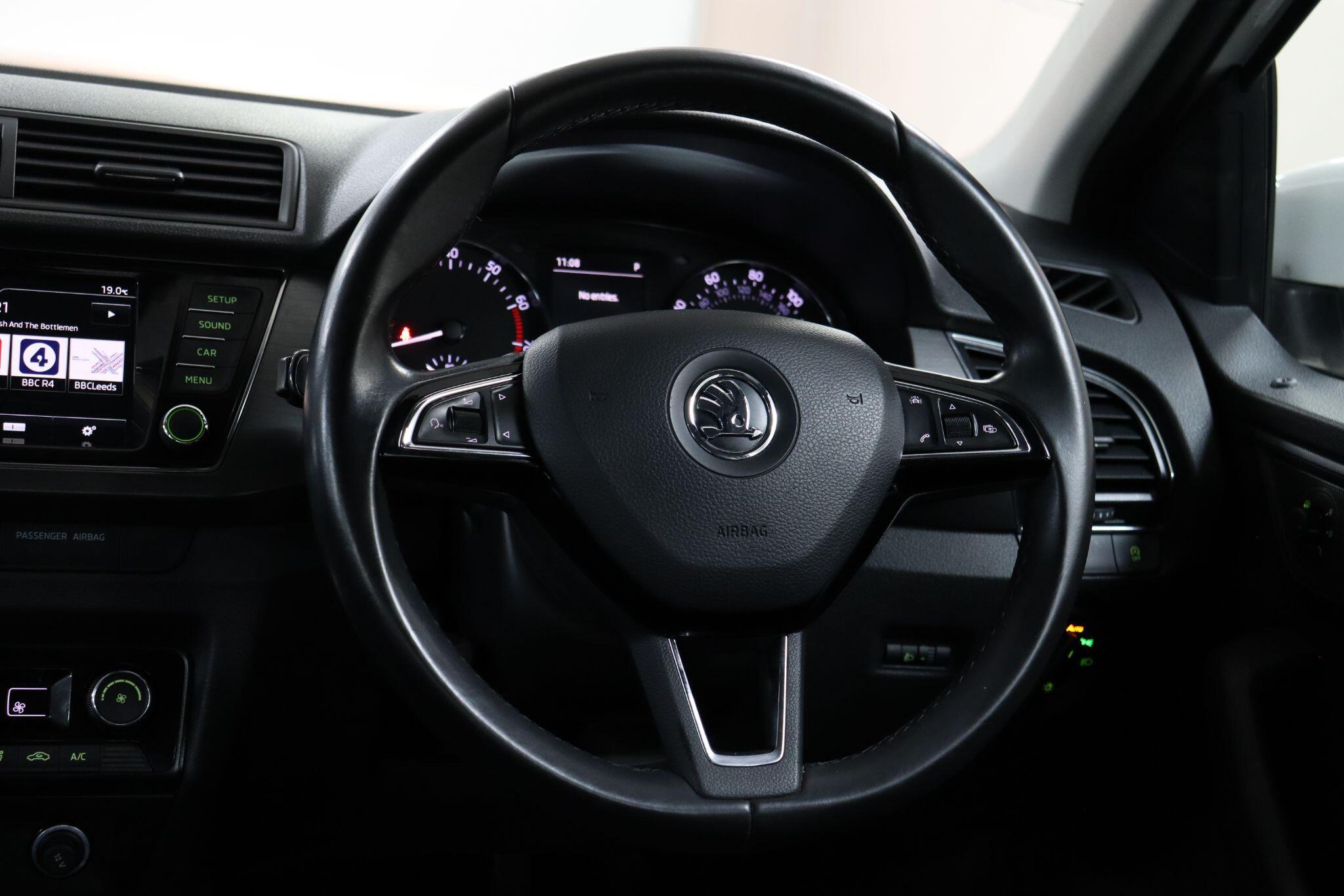 Skoda Fabia view 45