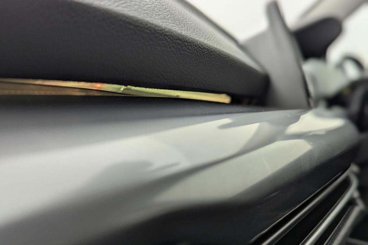 Volkswagen Golf view 20