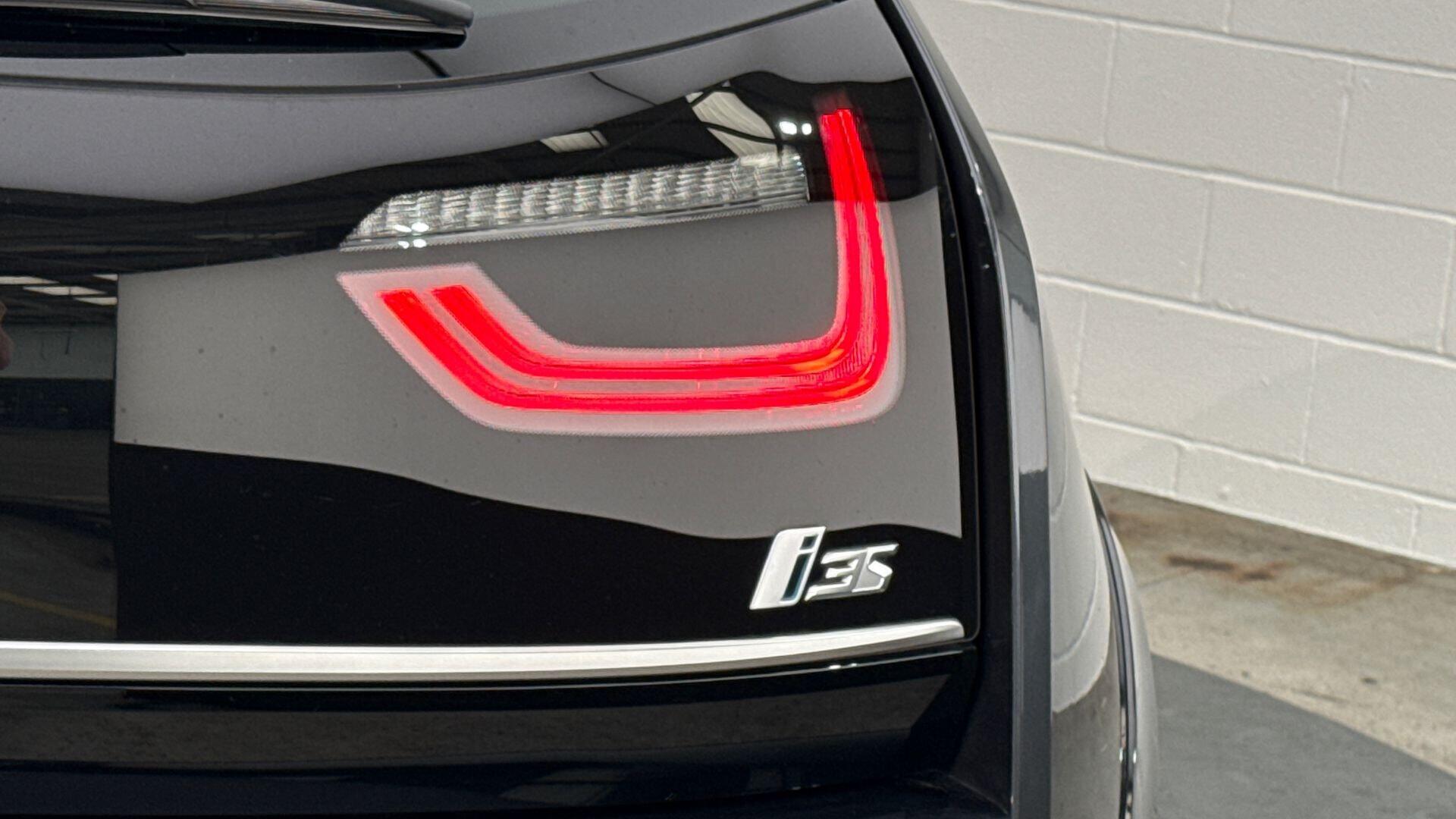 BMW I3 view 22