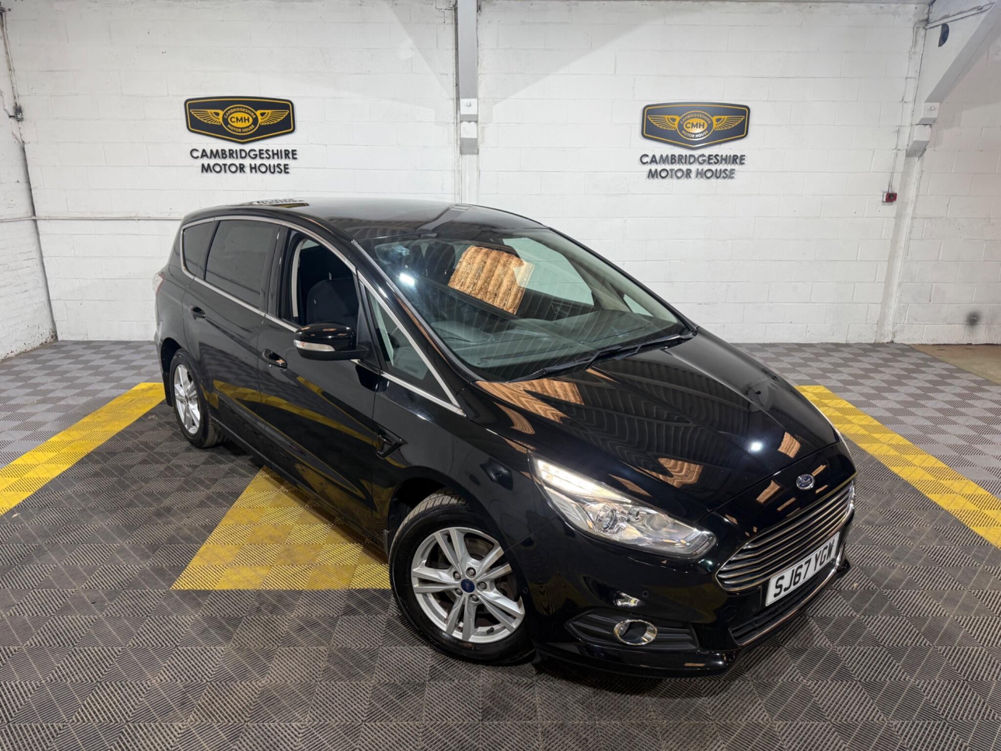 Ford S-Max view 8
