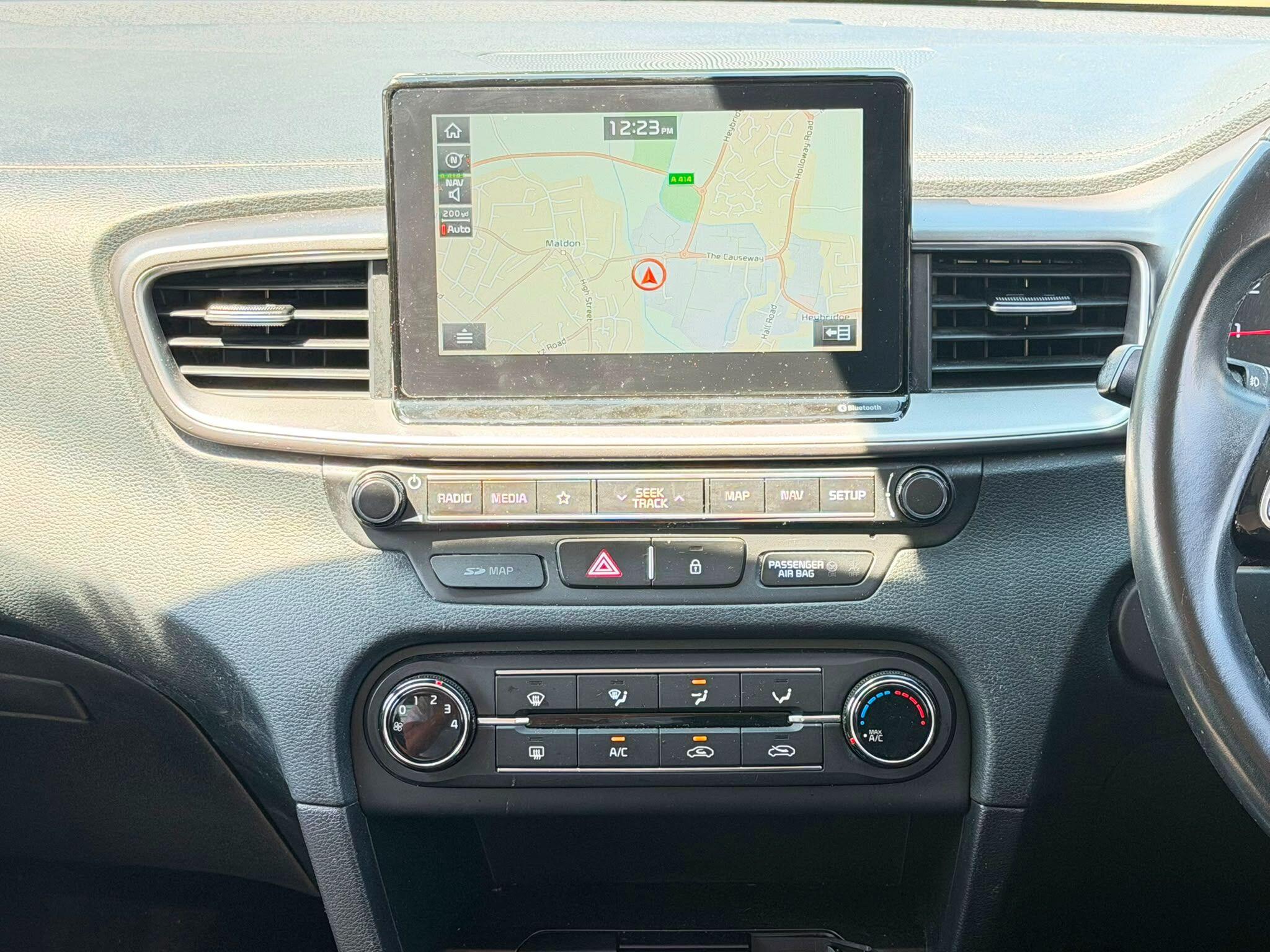Kia Ceed view 25