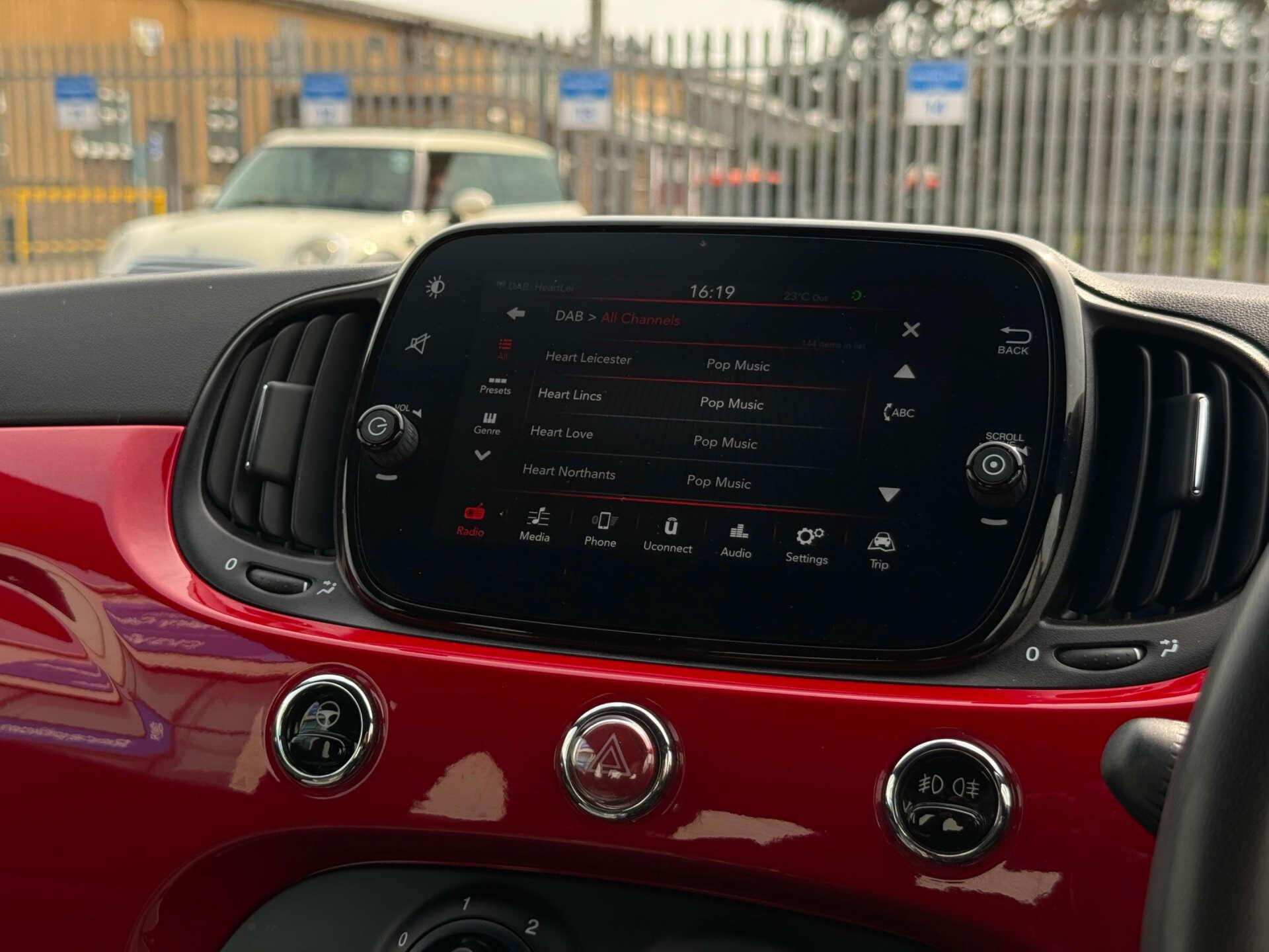 Fiat 500 view 50