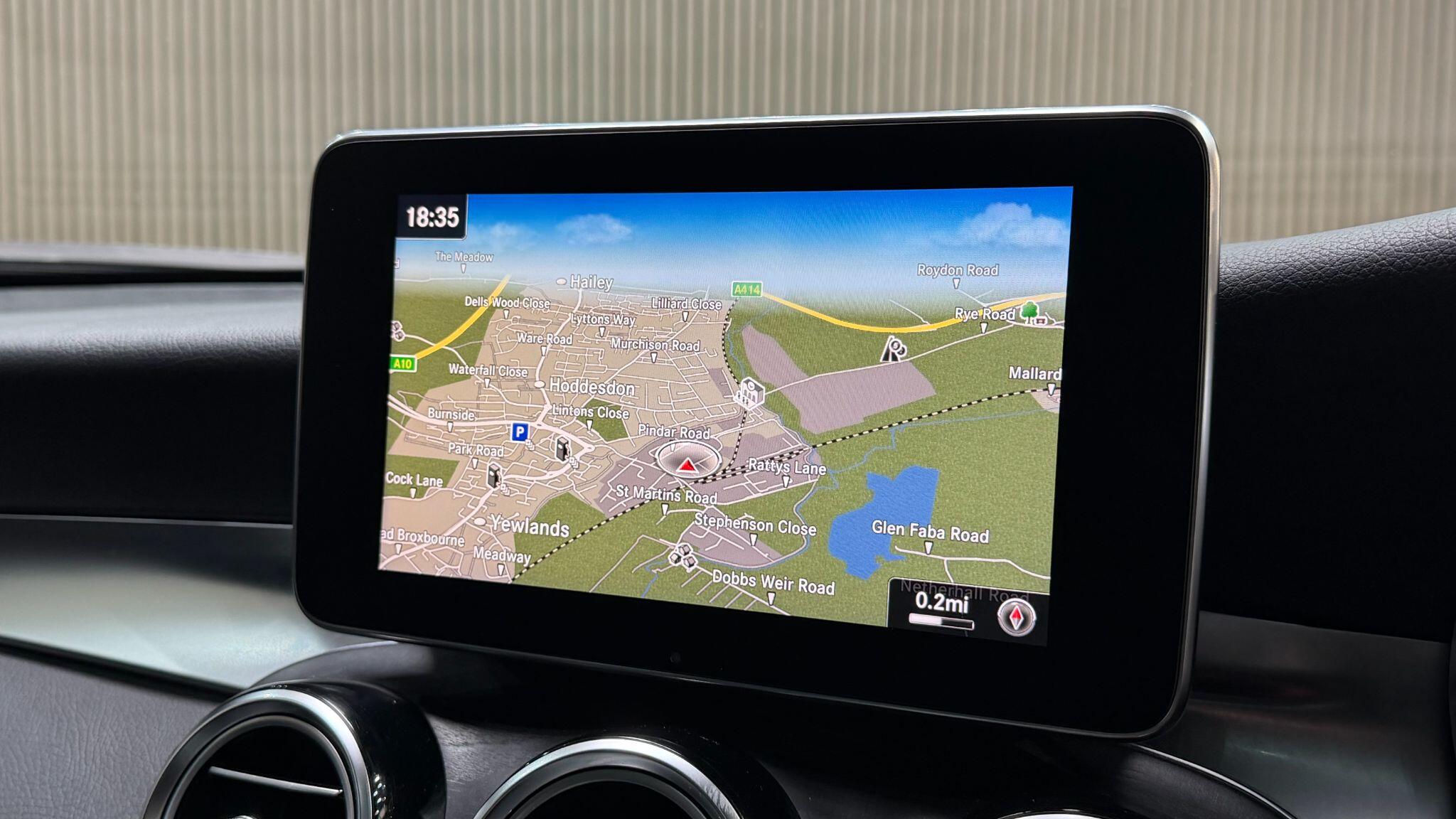 Mercedes-Benz GLC view 19