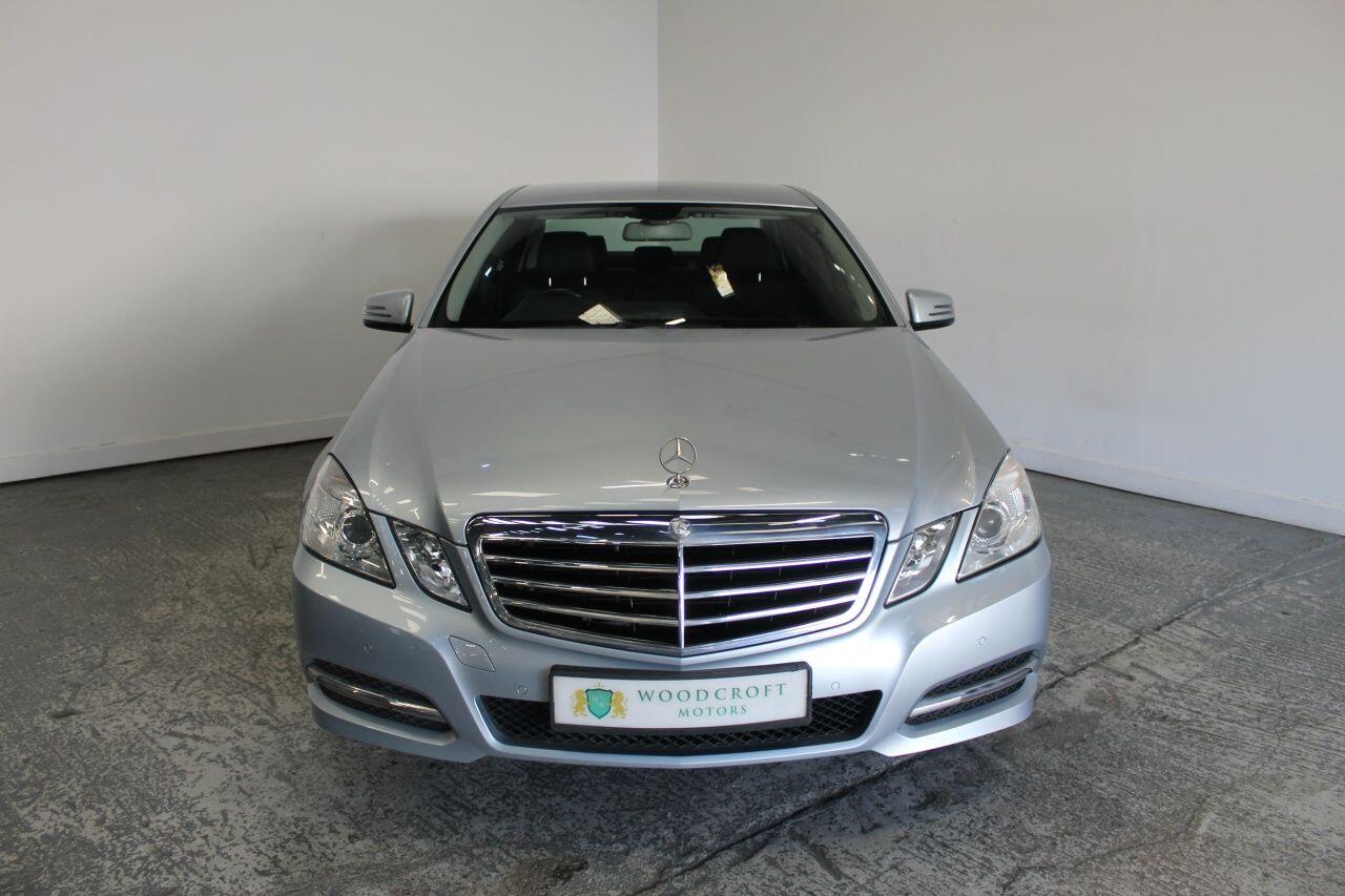 Mercedes-Benz E-Class view 14
