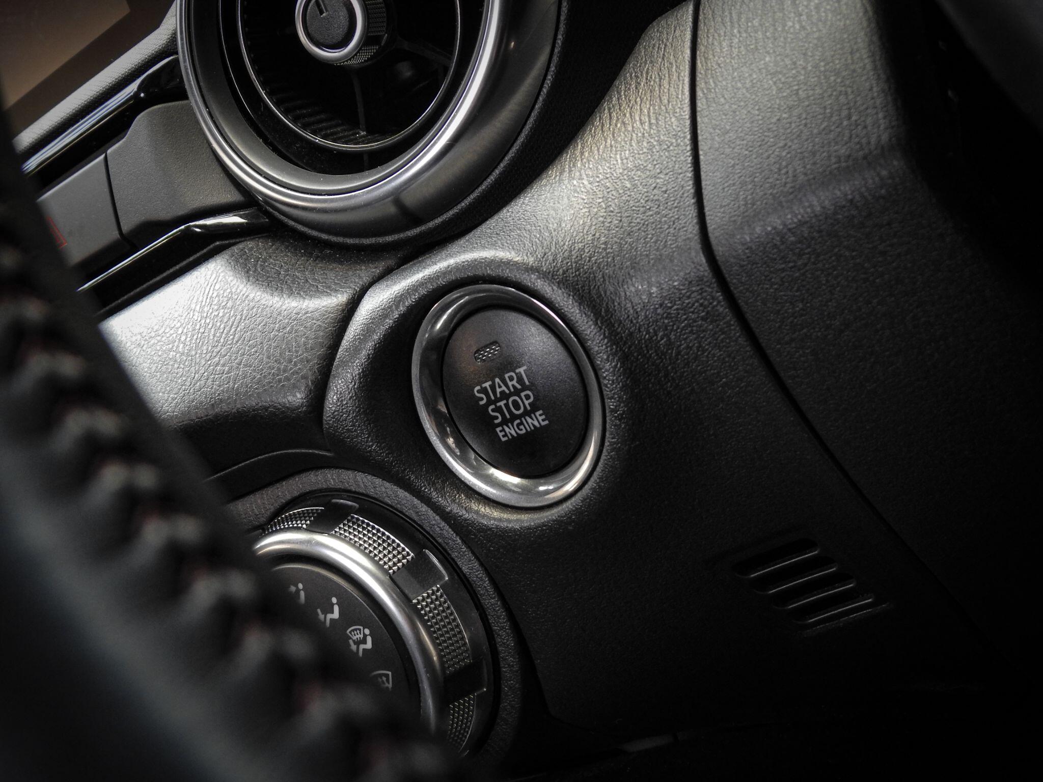 Mazda MX-5 view 27