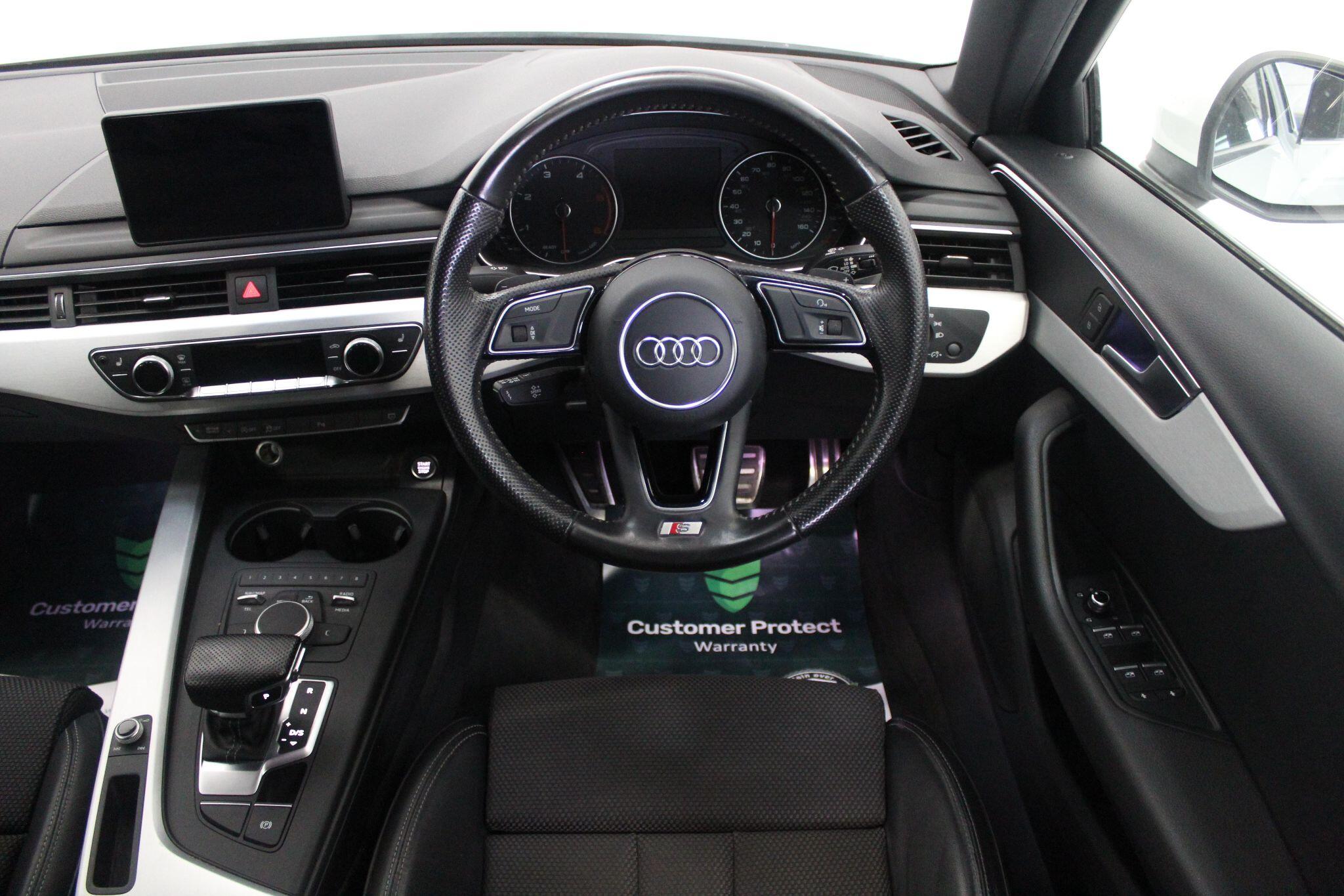 Audi A4 view 45