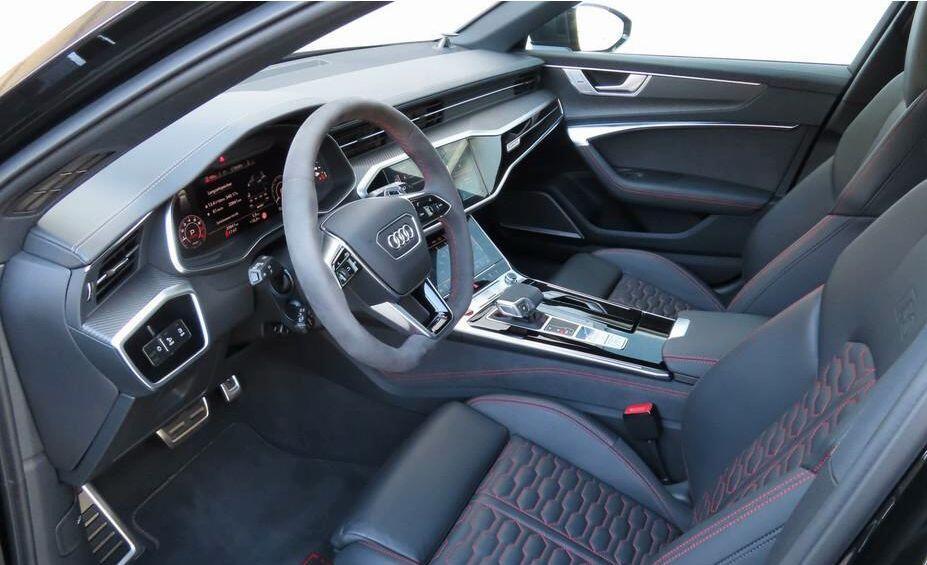 Audi RS6 view 8