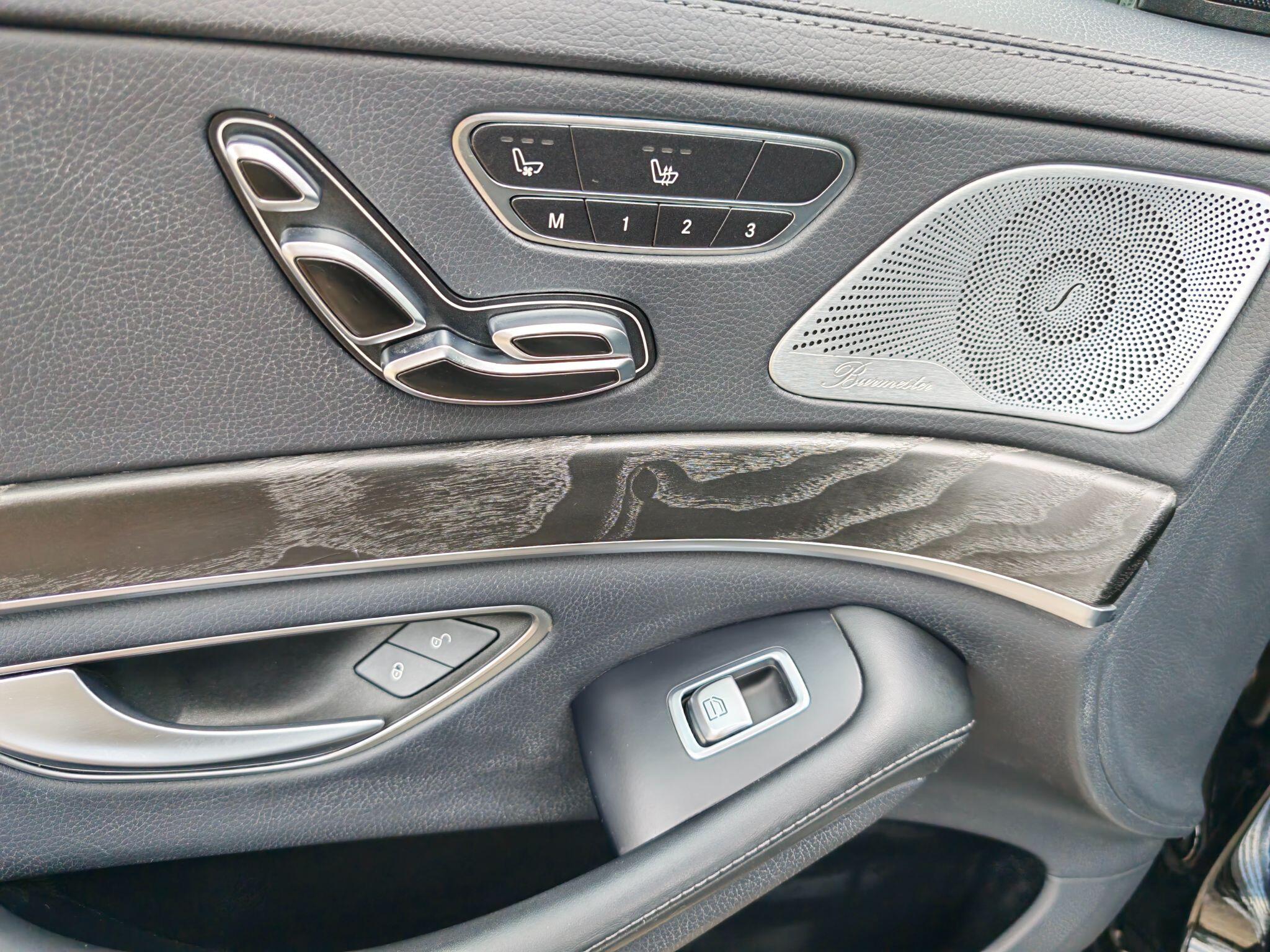 Mercedes-Benz S Class view 47