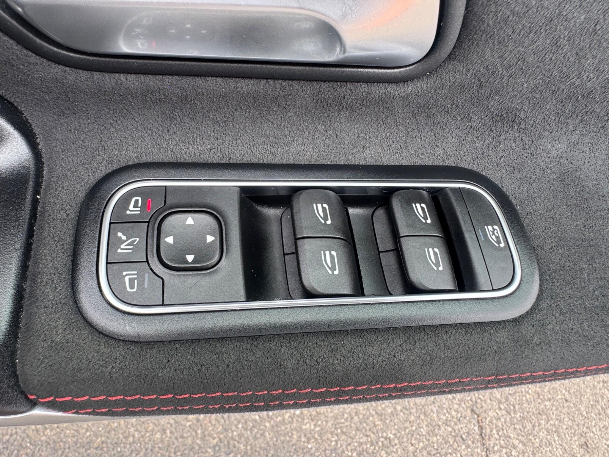Mercedes-Benz A Class view 28