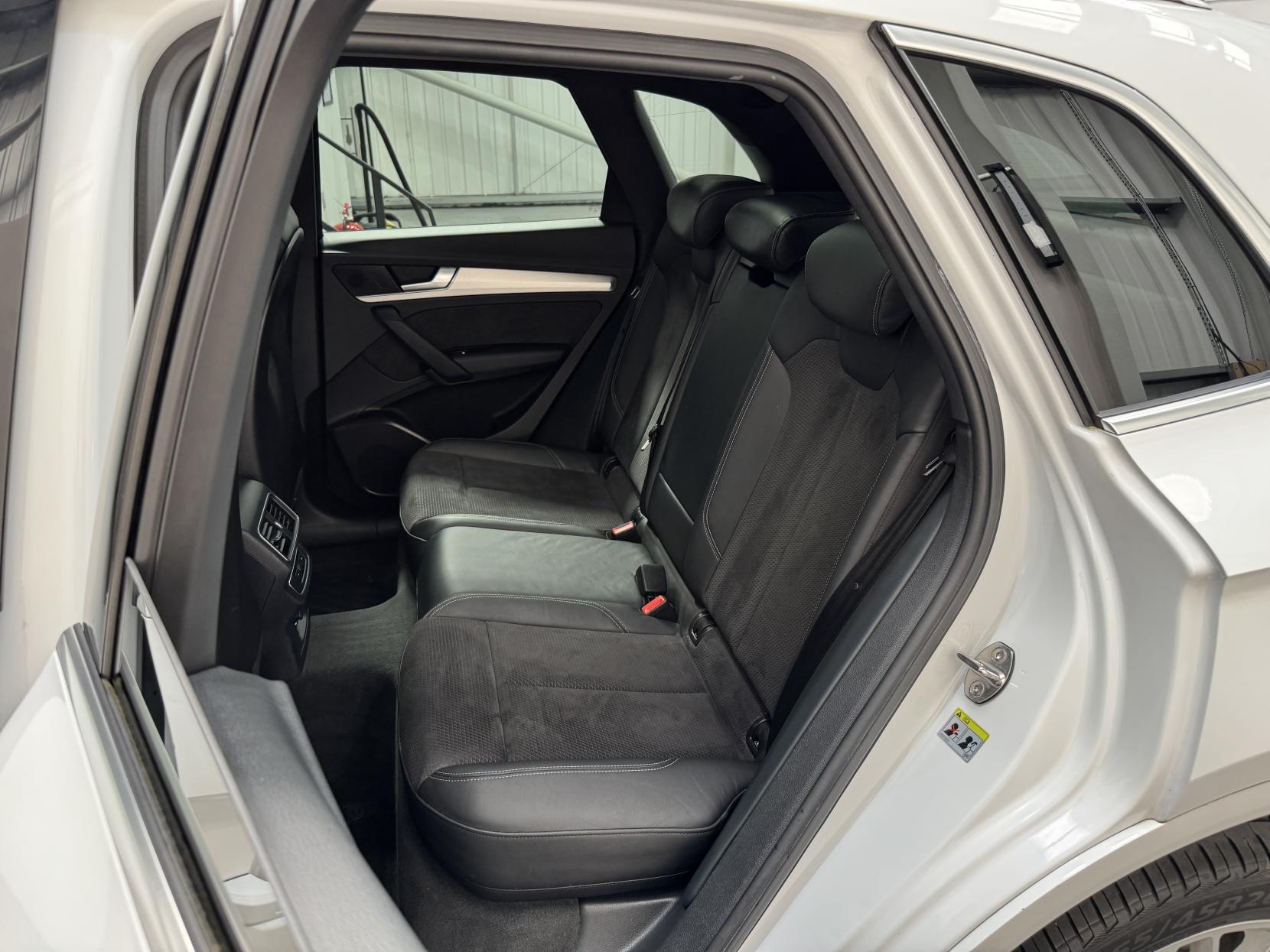 Audi Q5 view 55