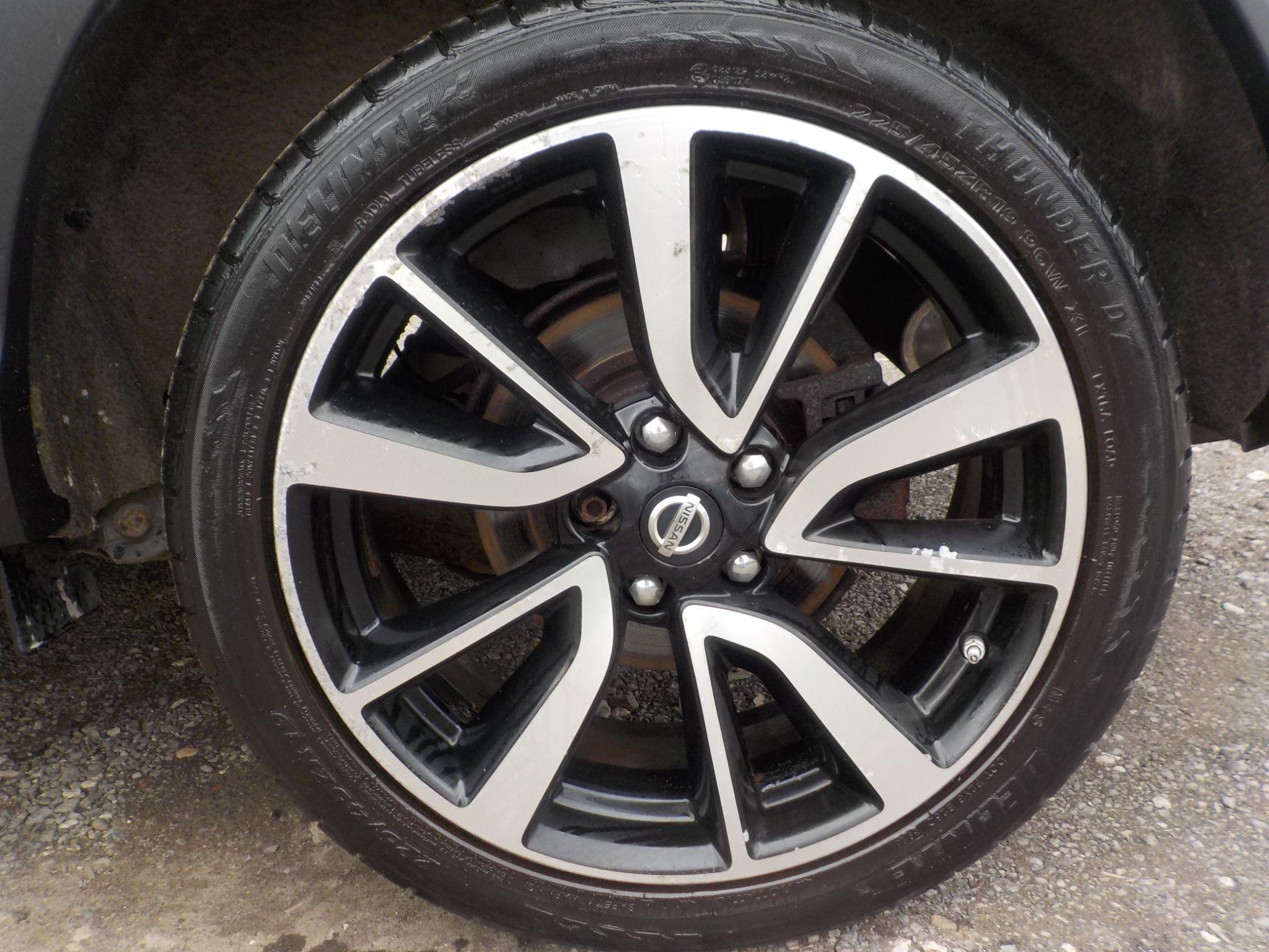 Nissan Qashqai 1.6 dCi Tekna 2WD Euro 5 (s/s) 5dr