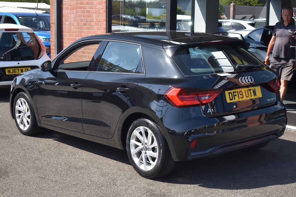 Audi A1 view 20
