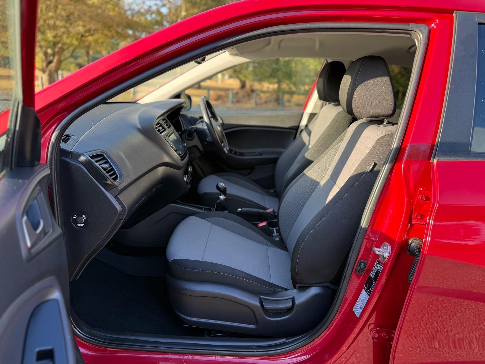 Hyundai I20 view 32