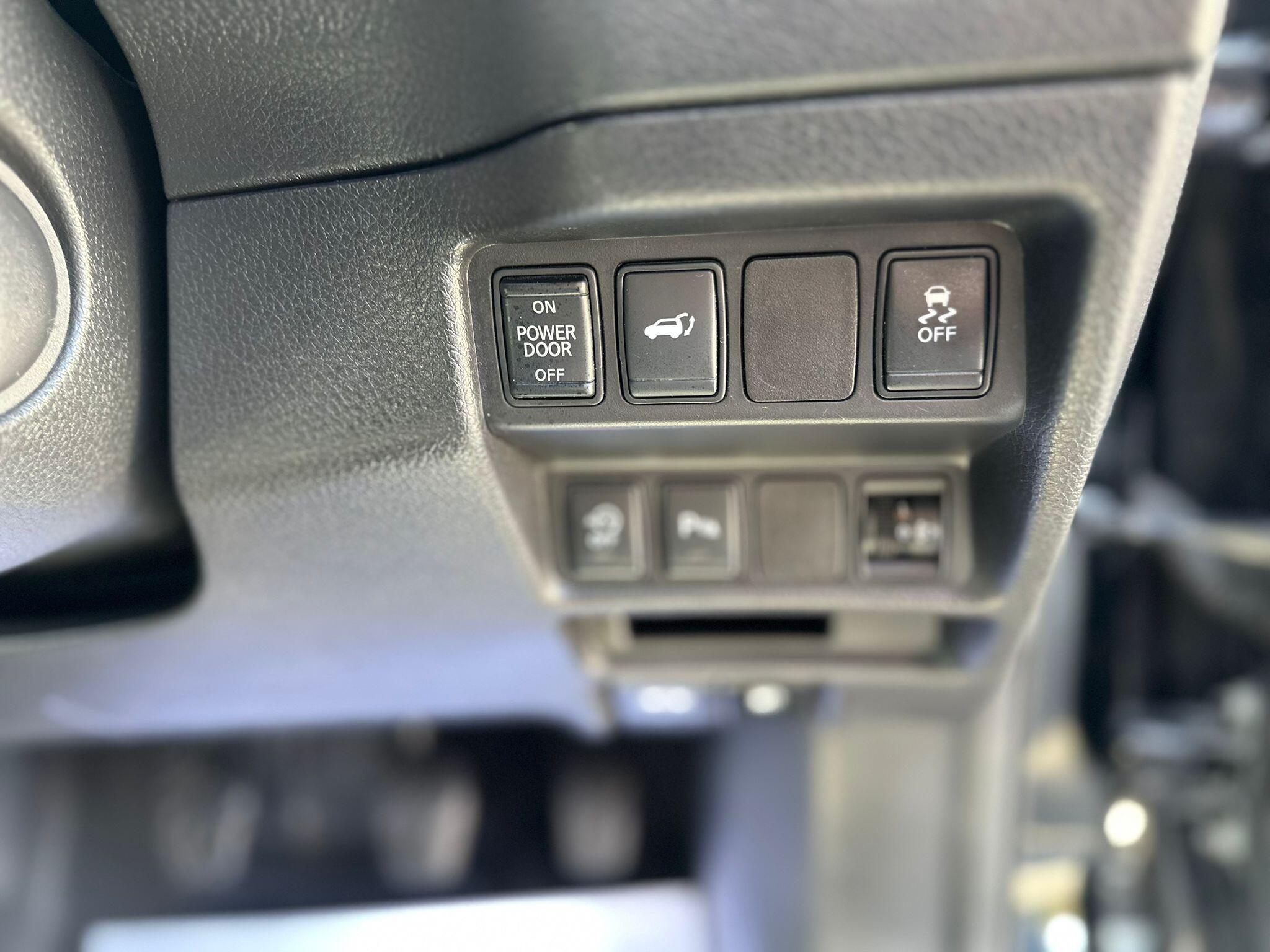 Nissan X-Trail view 19