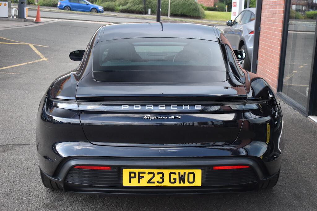 Porsche Taycan view 8