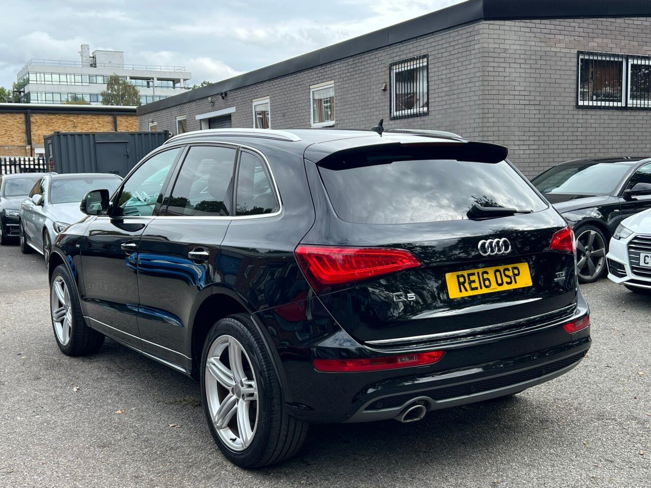 Audi Q5 view 8
