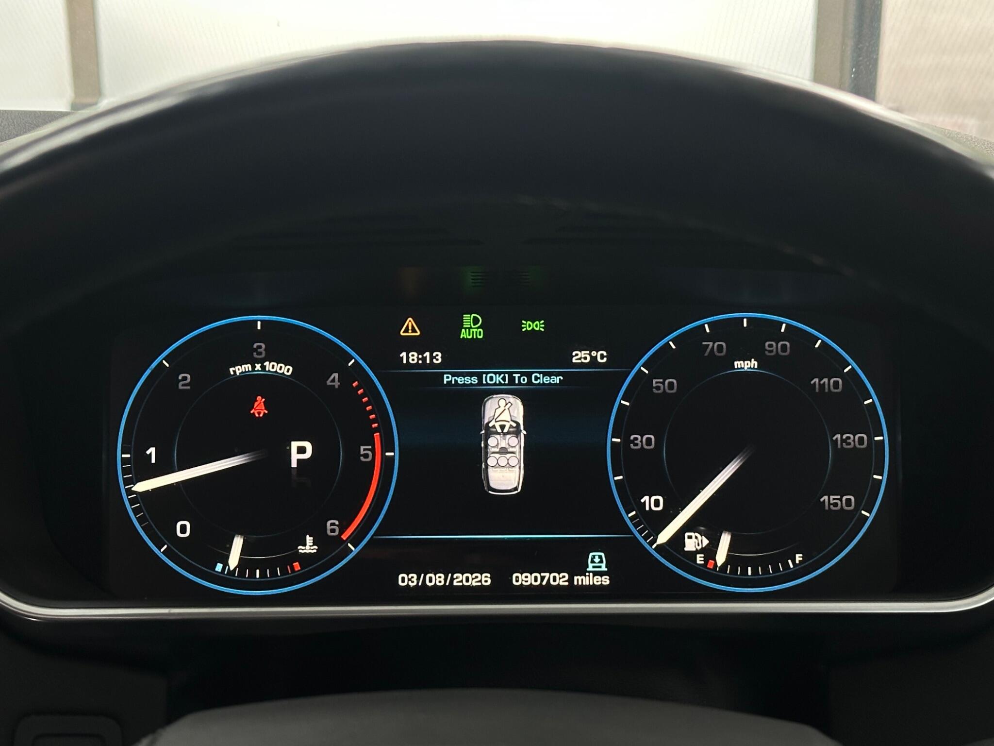 Land Rover Range Rover view 28