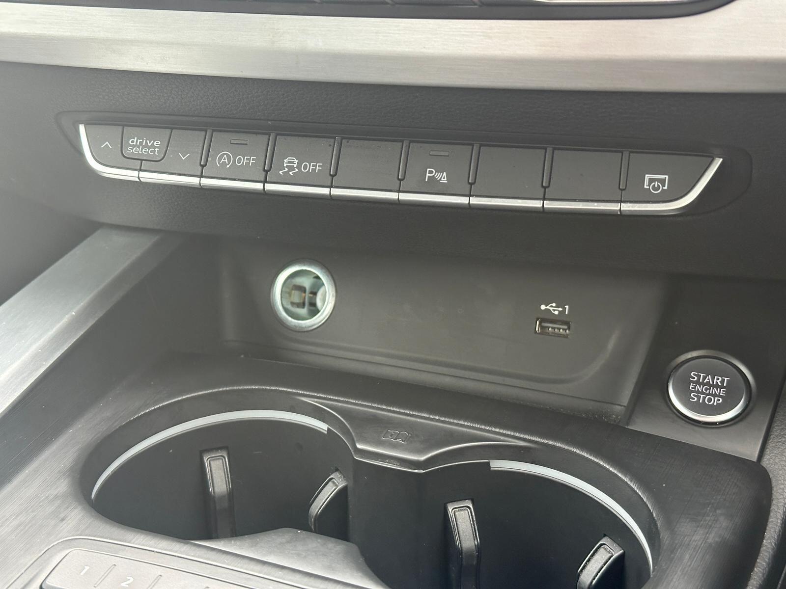 Audi A4 view 18