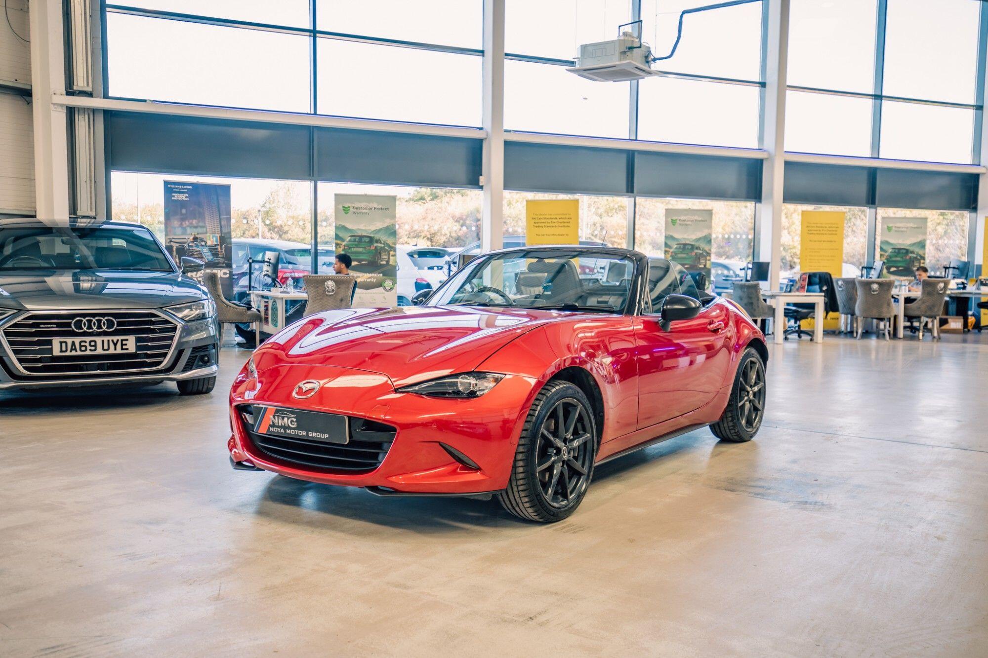 Mazda MX-5 view 23
