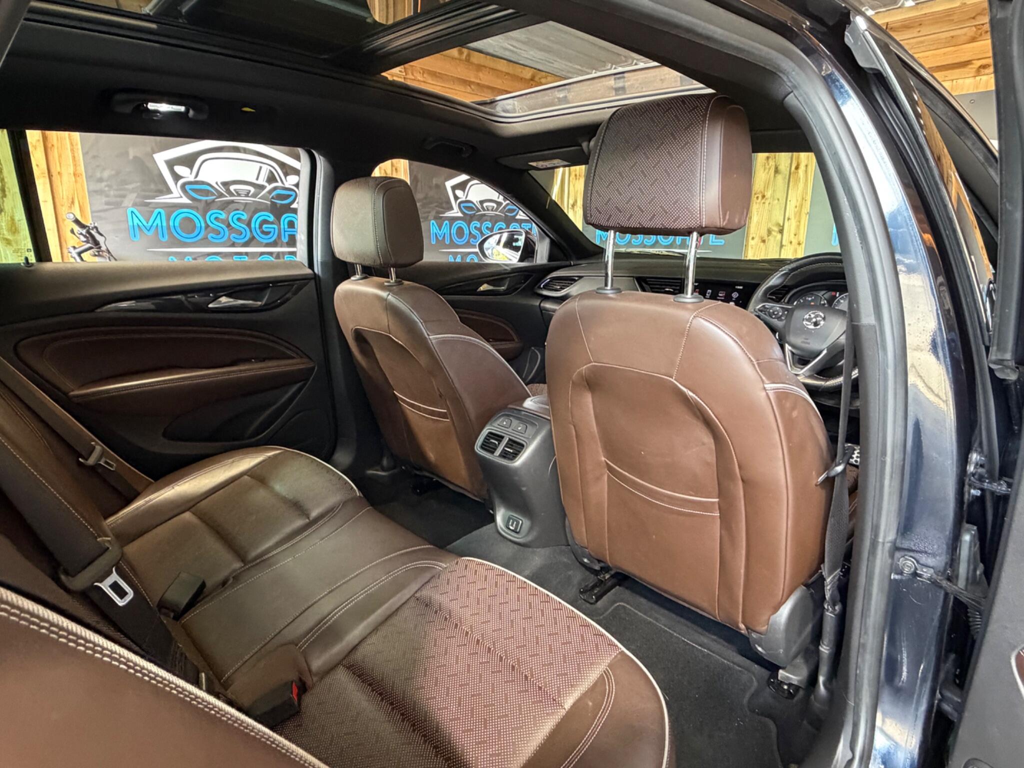 Vauxhall Insignia view 22