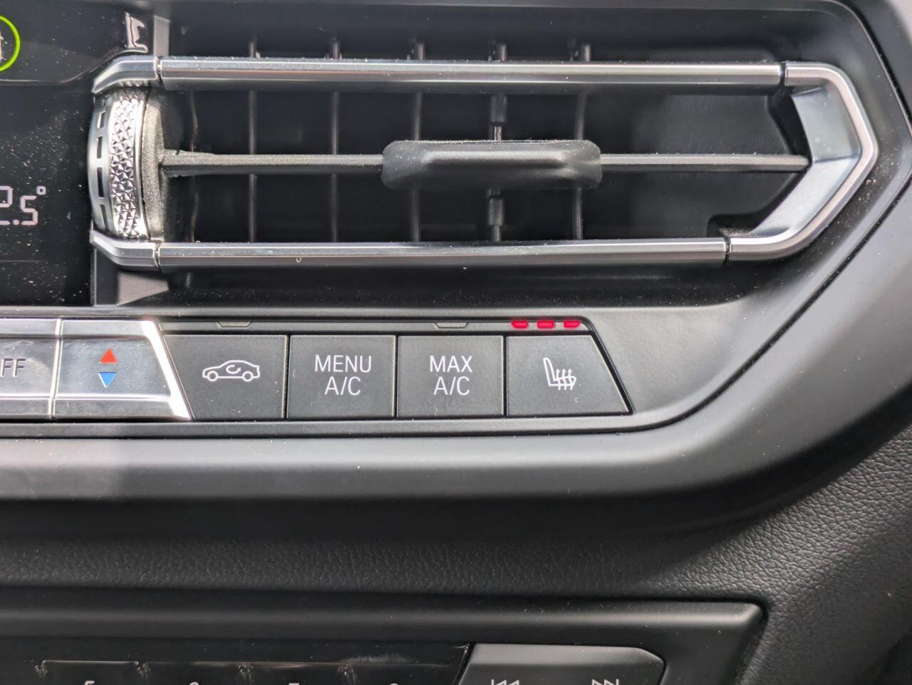 BMW 1 Series view 18