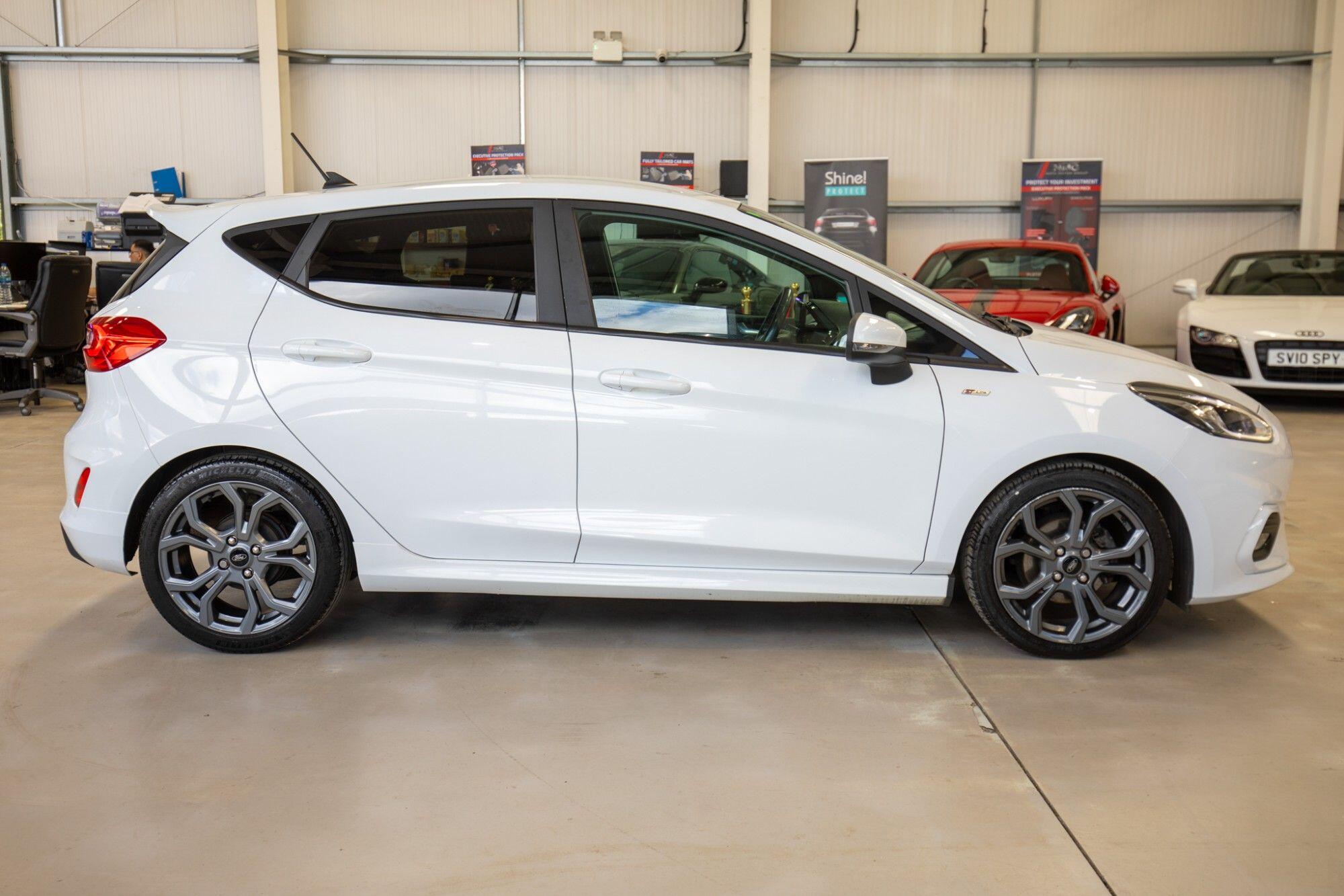 Ford Fiesta view 12