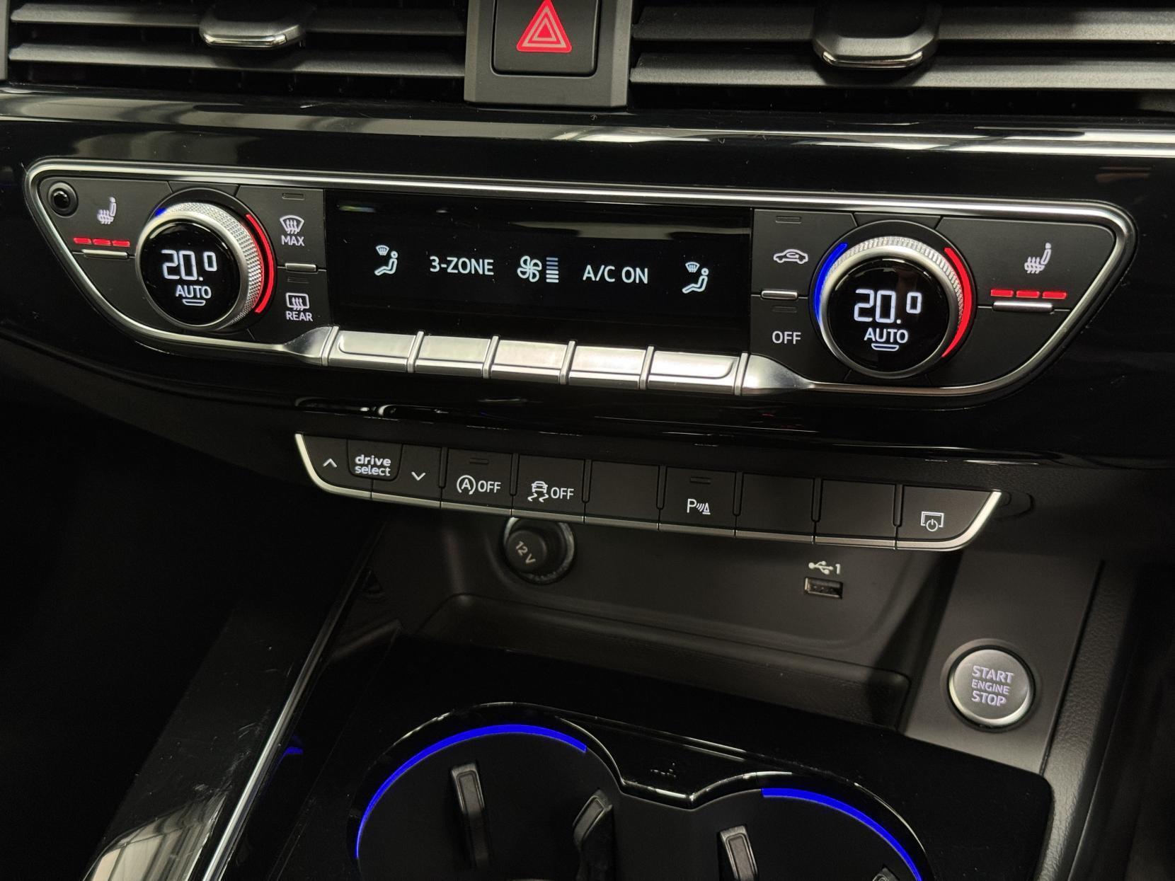 Audi A4 Avant view 30