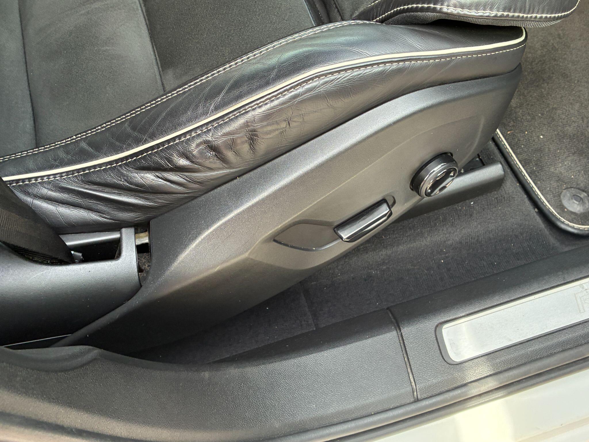 Volvo XC60 view 25