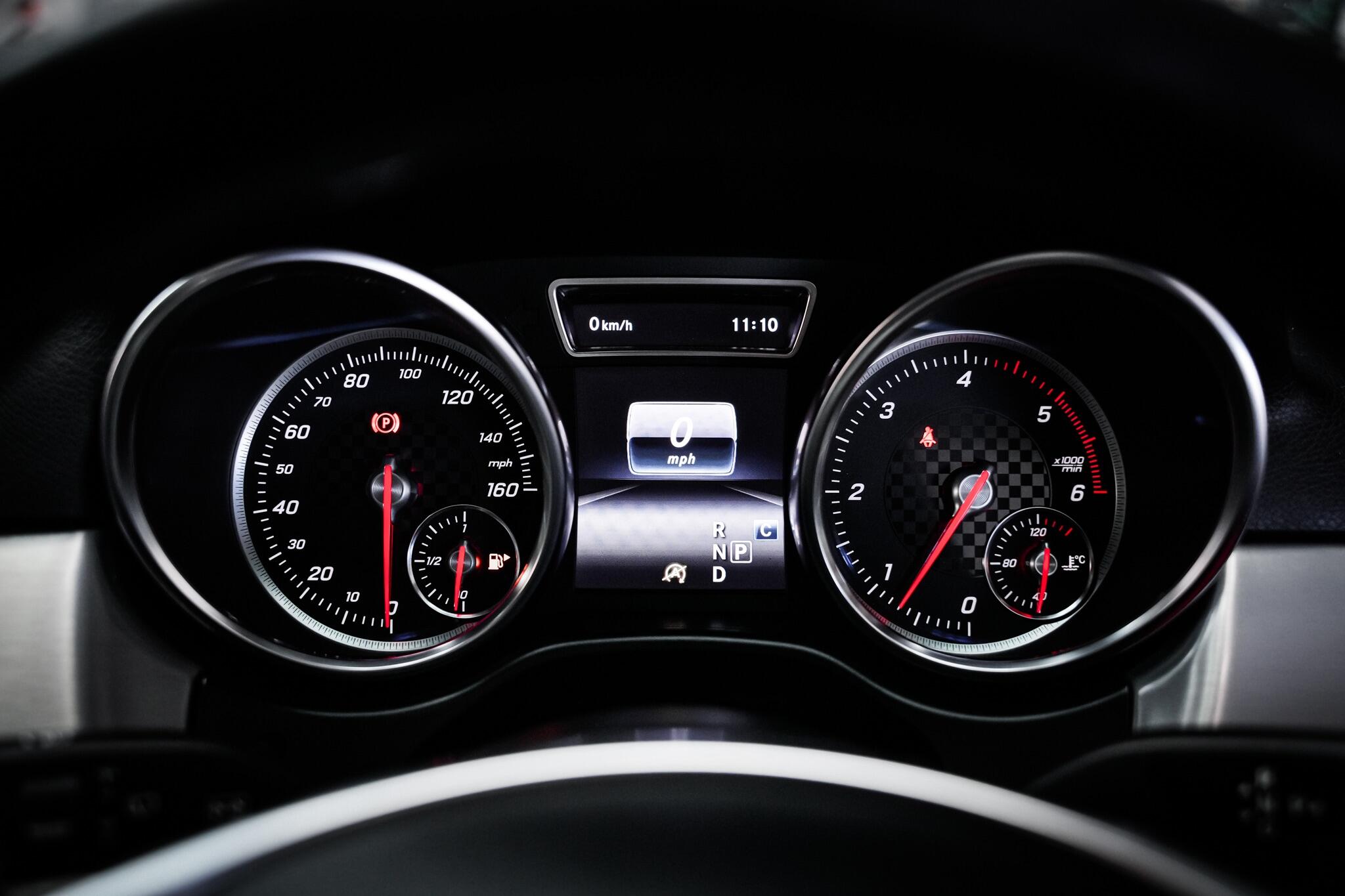 Mercedes-Benz GLE view 21