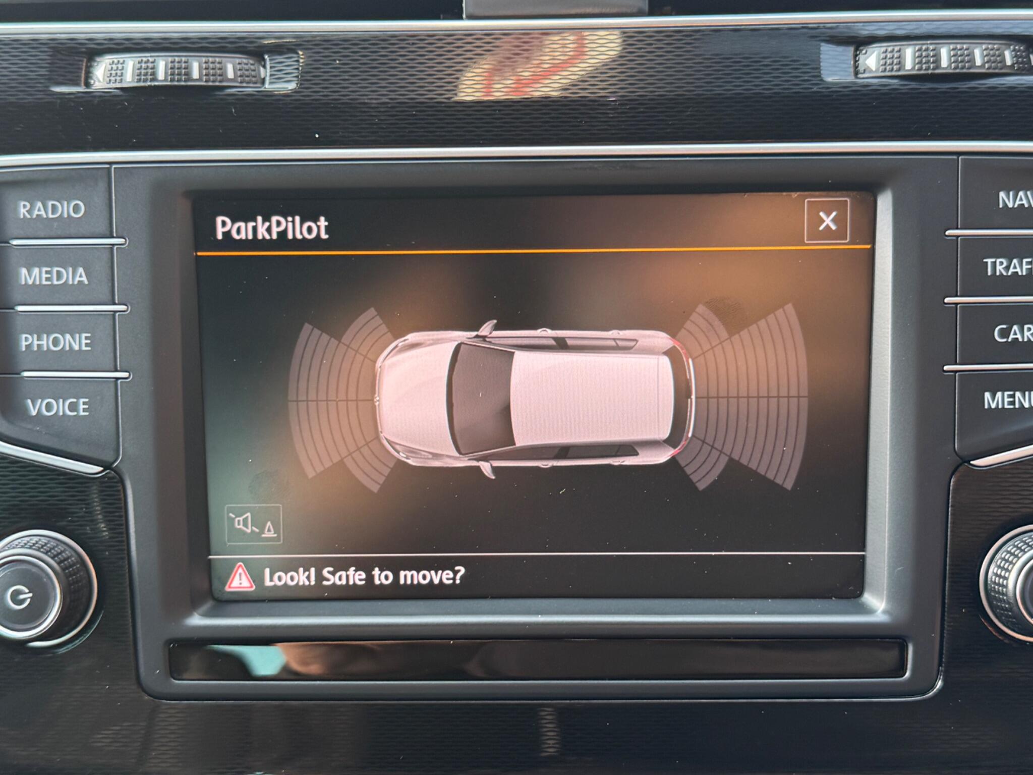 Volkswagen Golf view 25