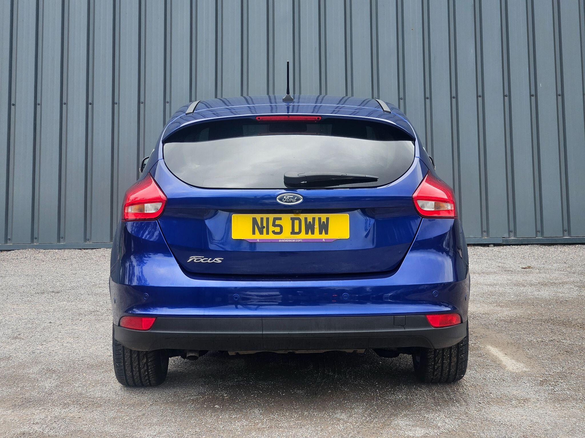 2017 Ford Focus image 14