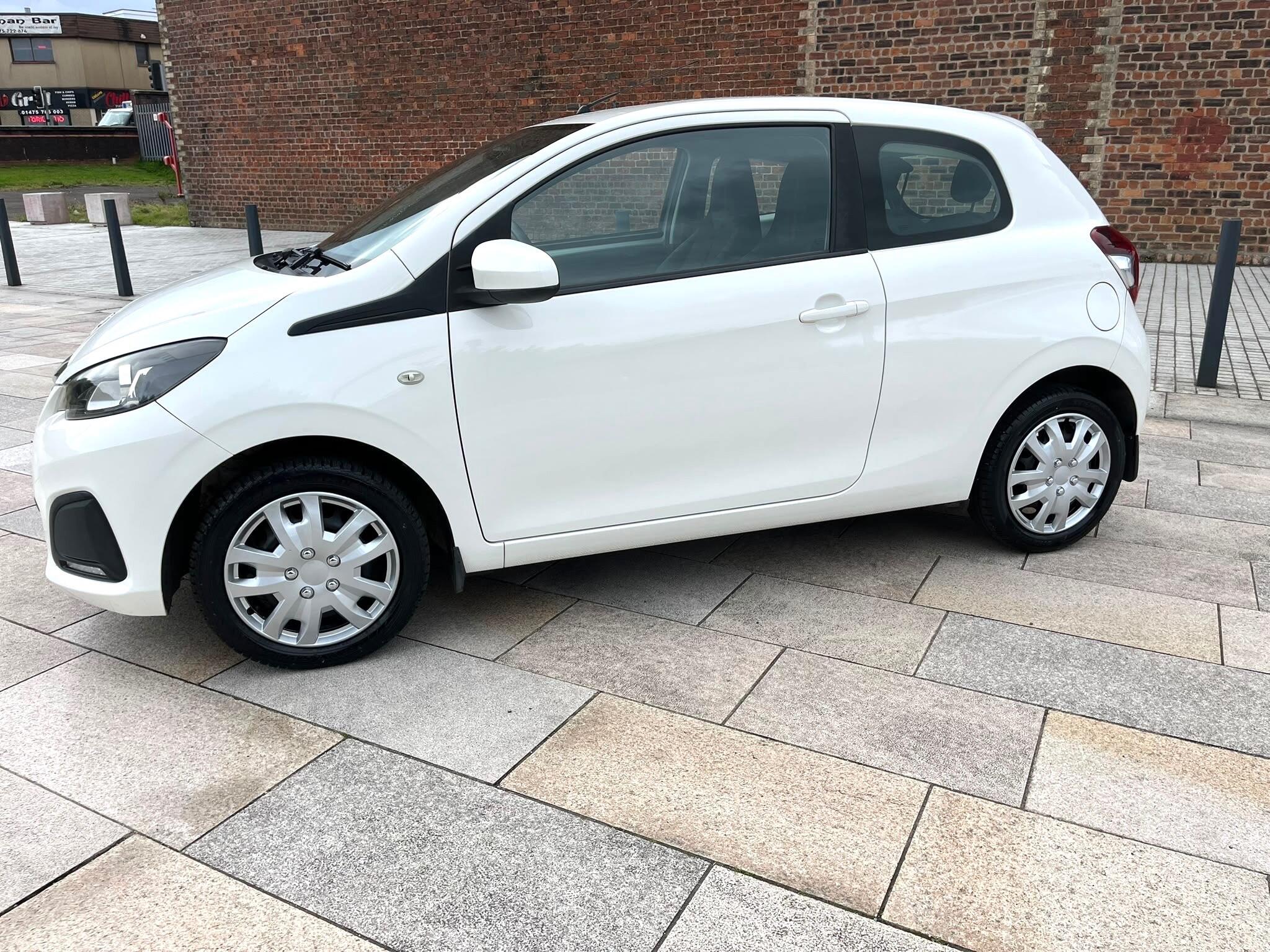 Peugeot 108 view 12