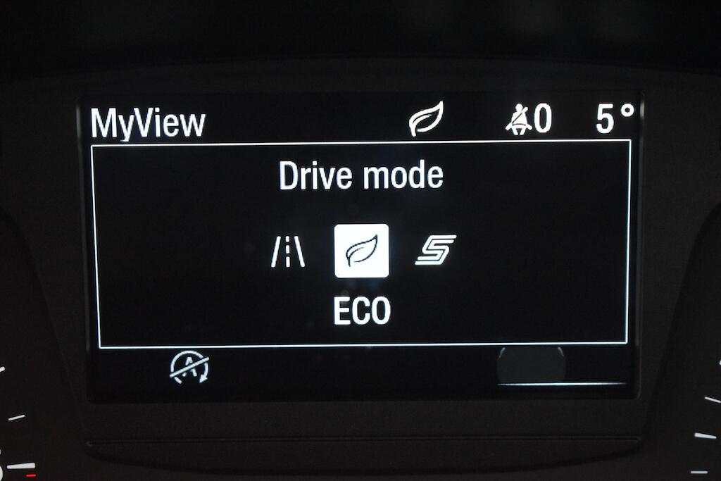Ford Focus view 54