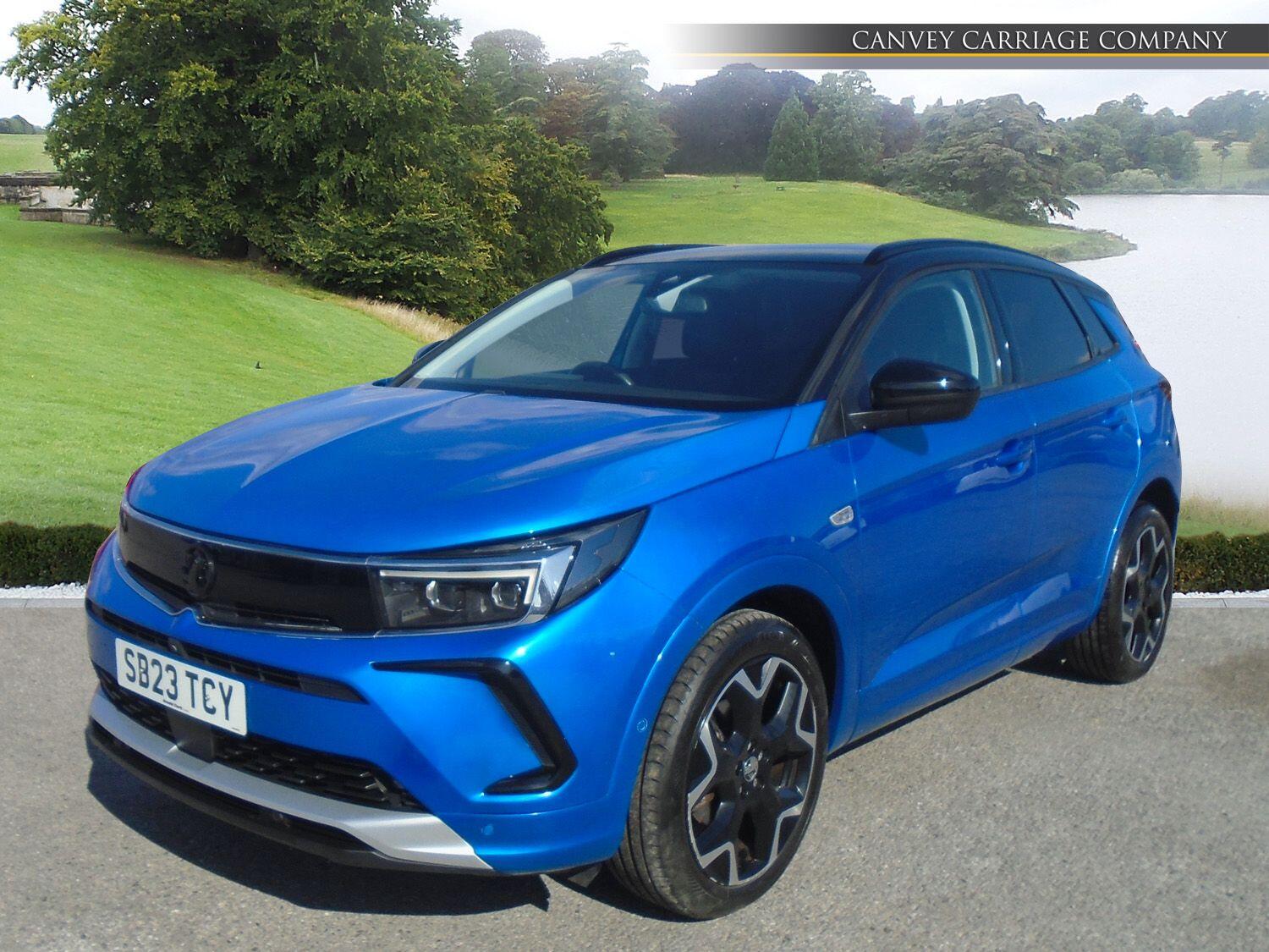 Vauxhall Grandland view 2