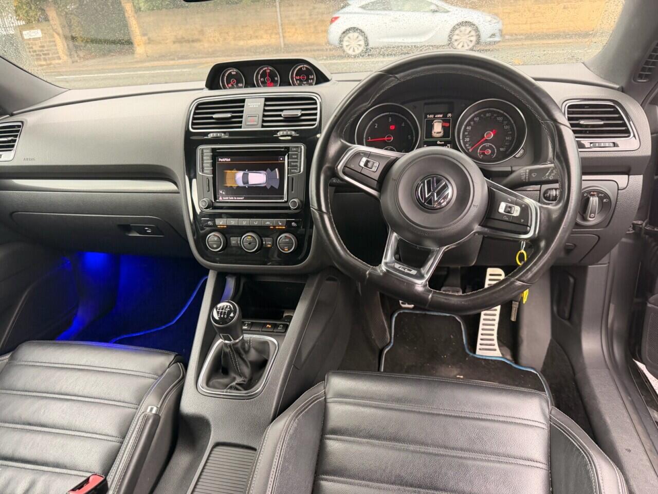 Volkswagen Scirocco view 4