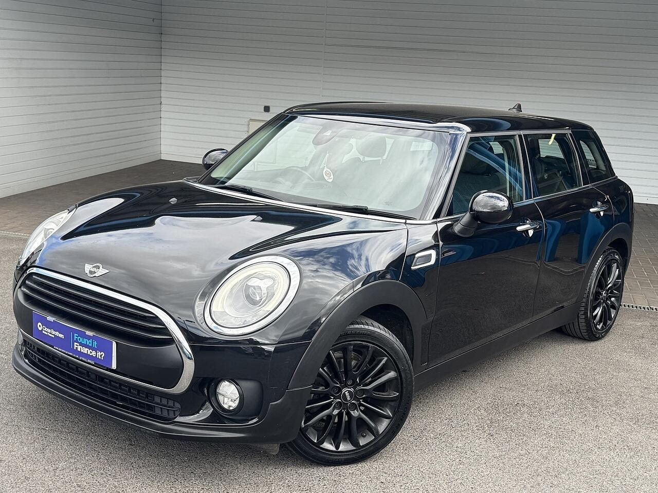 Mini Clubman view 3