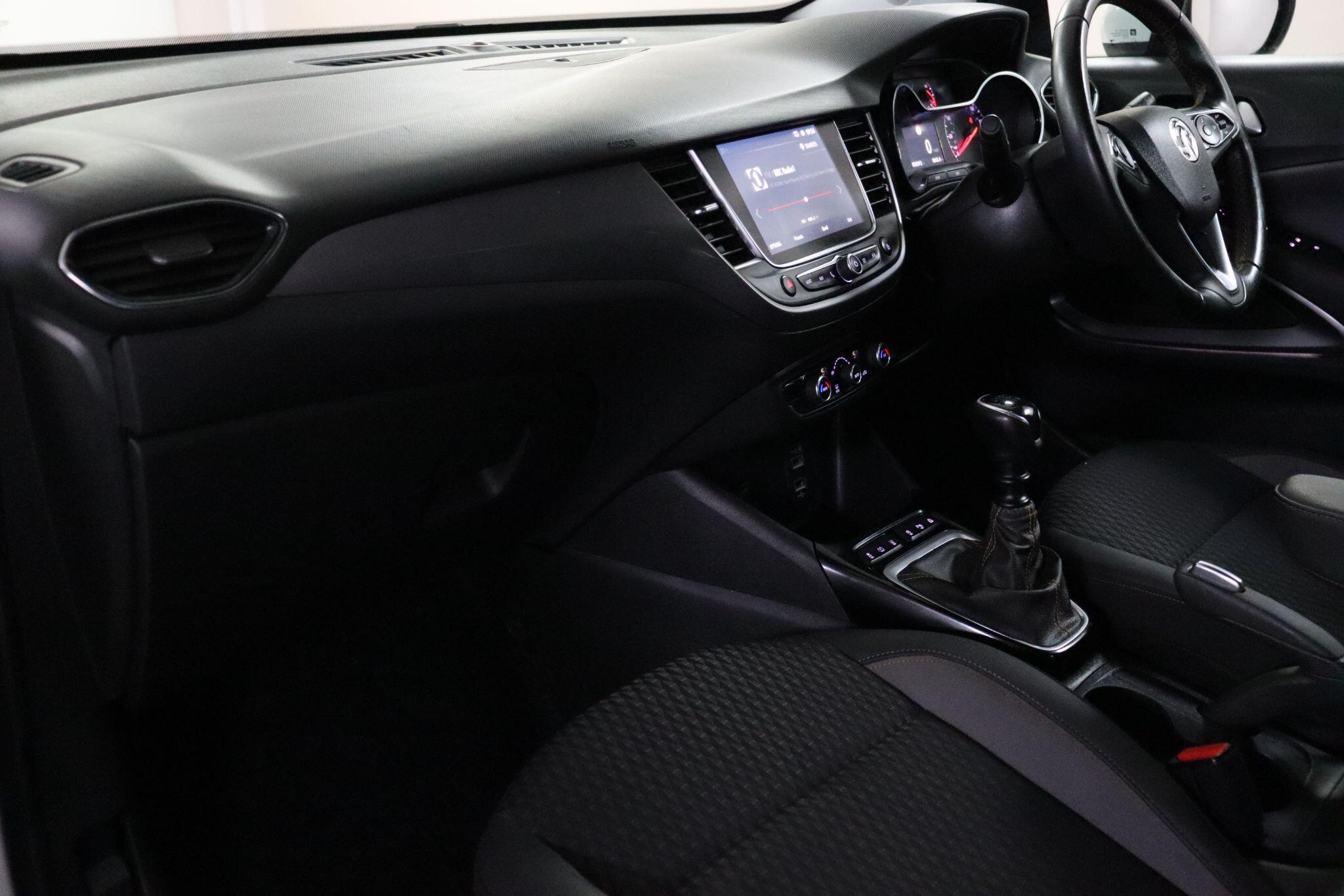 Vauxhall Crossland X view 34