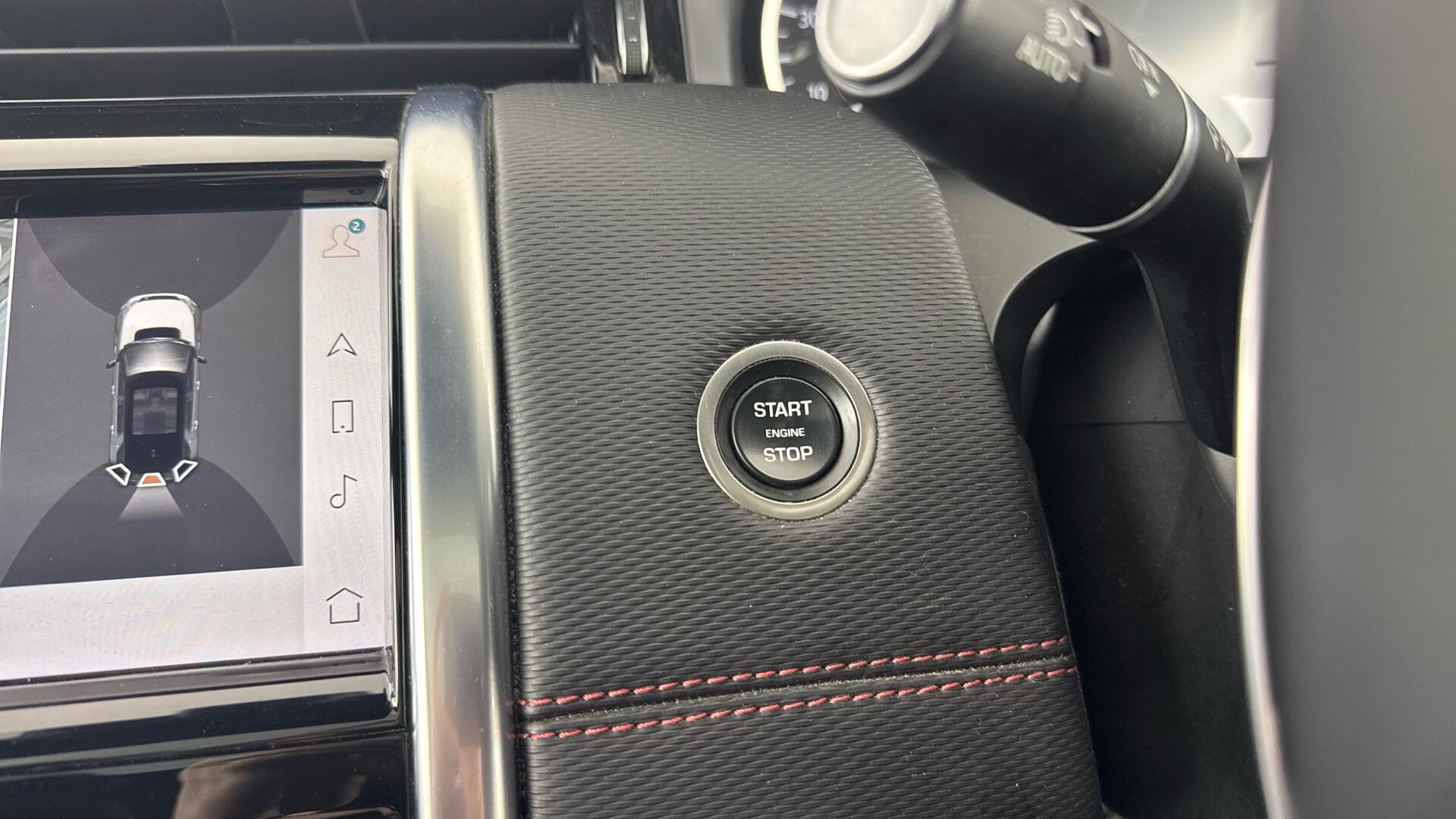 Land Rover Discovery Sport view 37