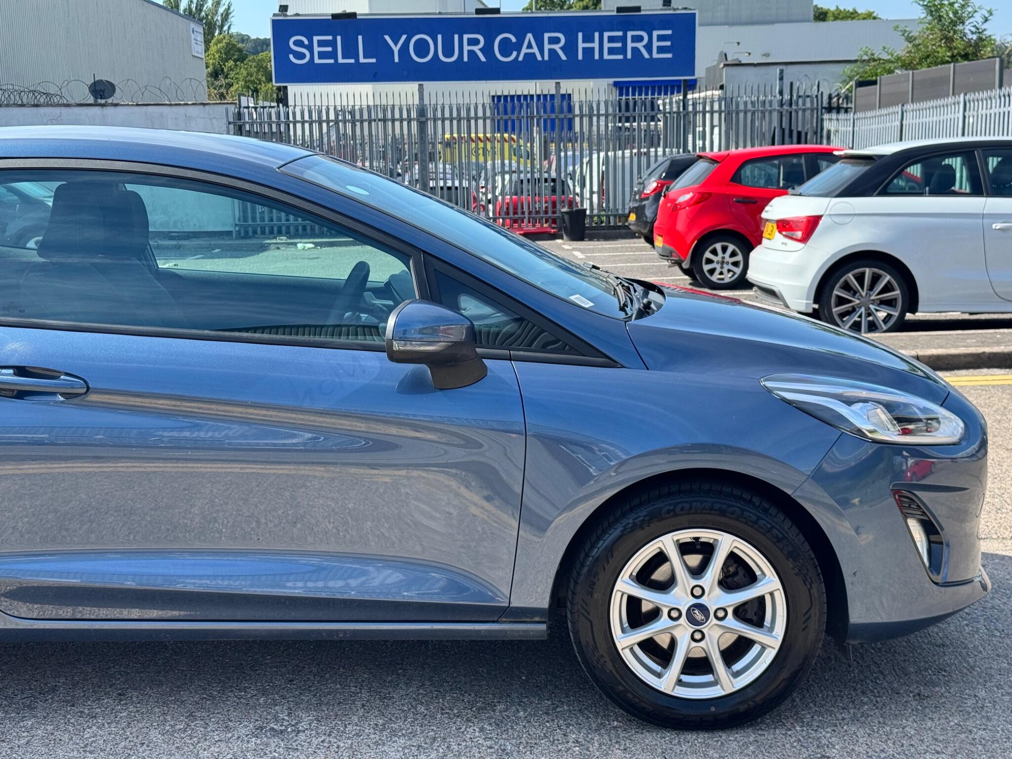 Ford Fiesta view 14