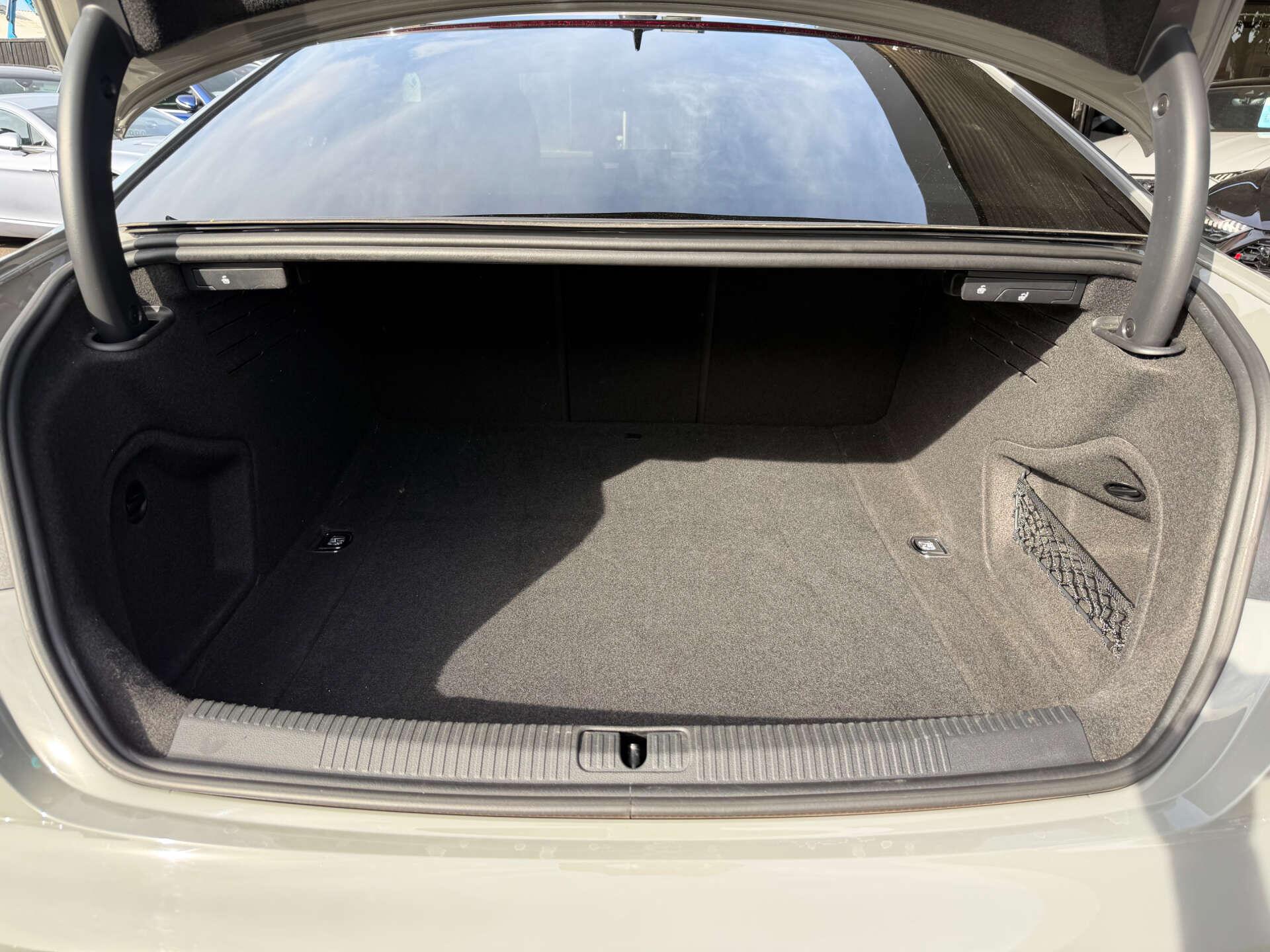Audi A5 view 16